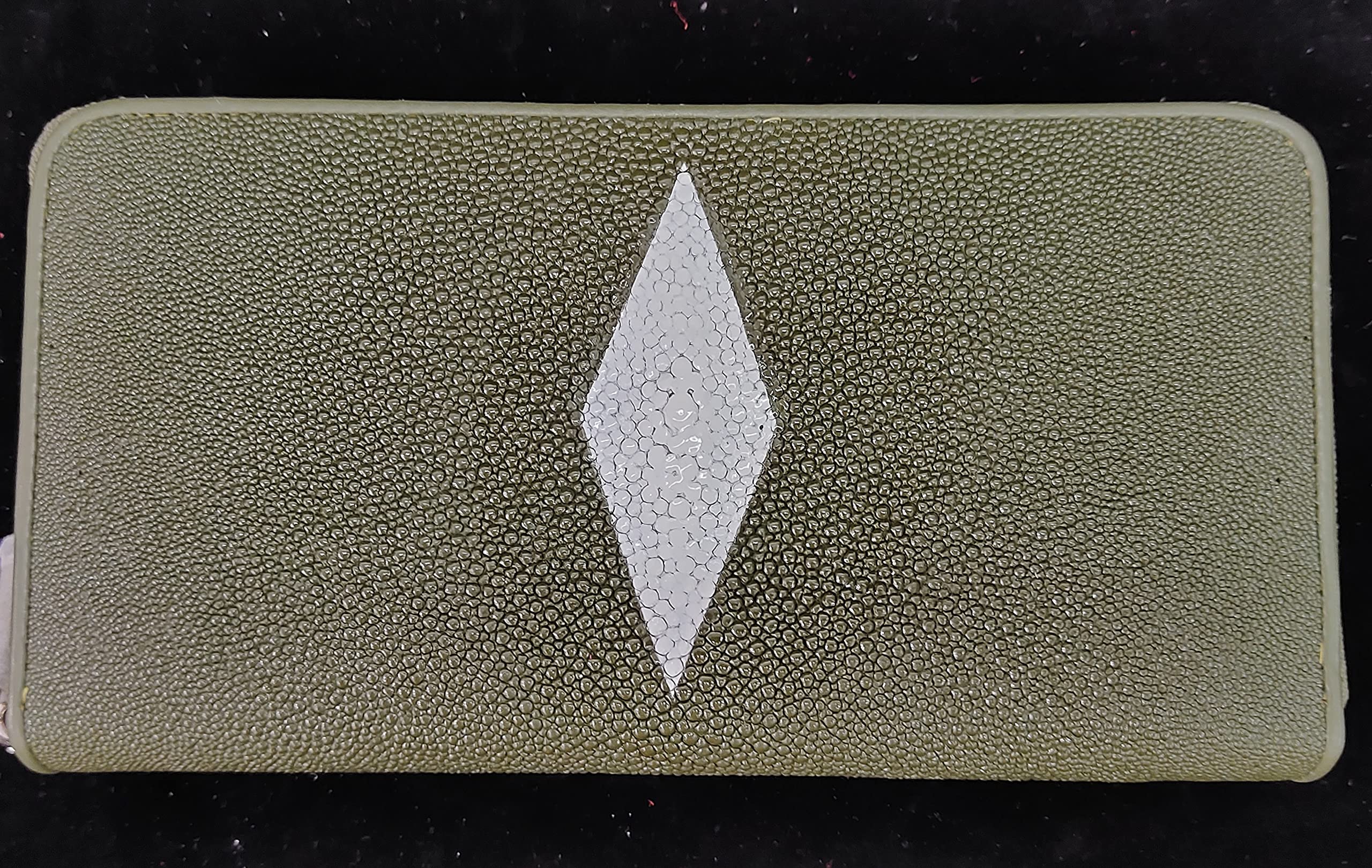 Genuine Stingray Skin Leather Long Wallet for Women - 2 Large Compartments, 1 Zip Pocket & 16 Card Slots - Stylish Zip Closure Wallet - Perfect for Everyday Use, Travel & Gift Giving