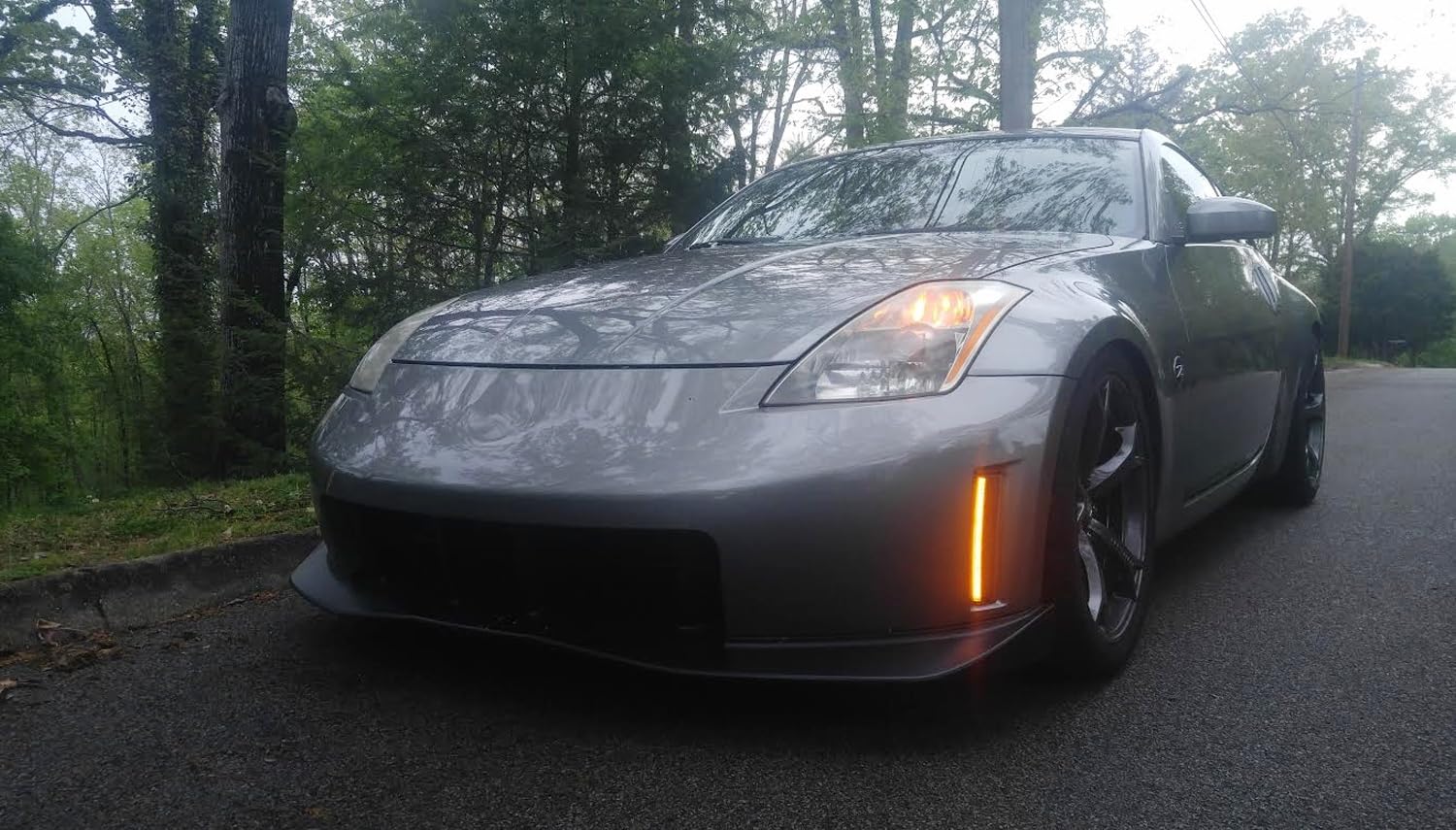 iJDMTOY Front Bumper Switchback LED Daytime Running Lights for 06-09 Nissan 350z LCI - Direct Fit Bumper Reflector Replacement with White & Amber LED Lights - Perfect for Night Driving & Enhanced Vehicle Style