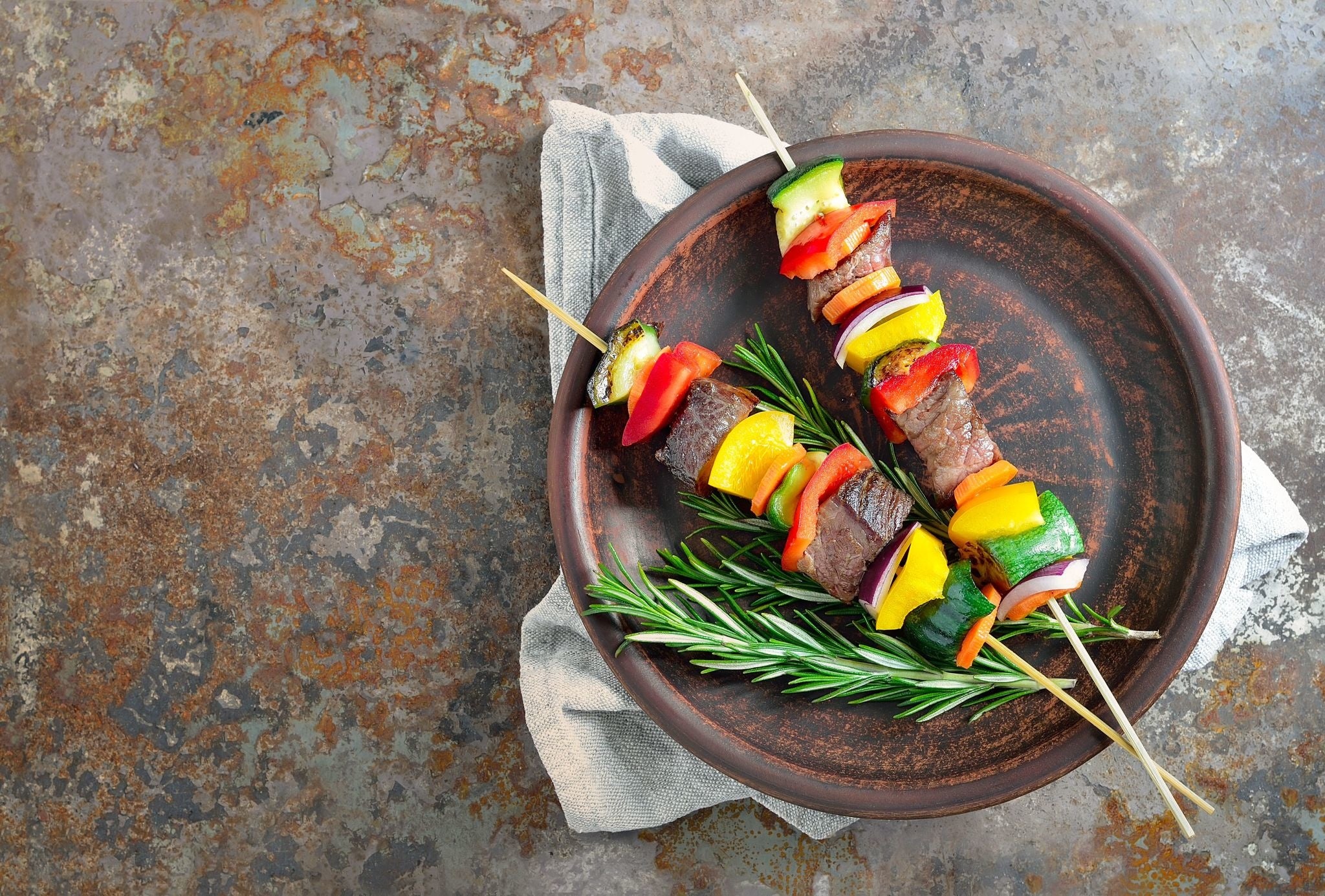 Premium 8-Inch Bamboo Skewers for Grilling, BBQ, Kebabs & Appetizers - Natural & Eco-Friendly Cooking Sticks for Shish Kabob, Fruit, Marshmallows & Party Food