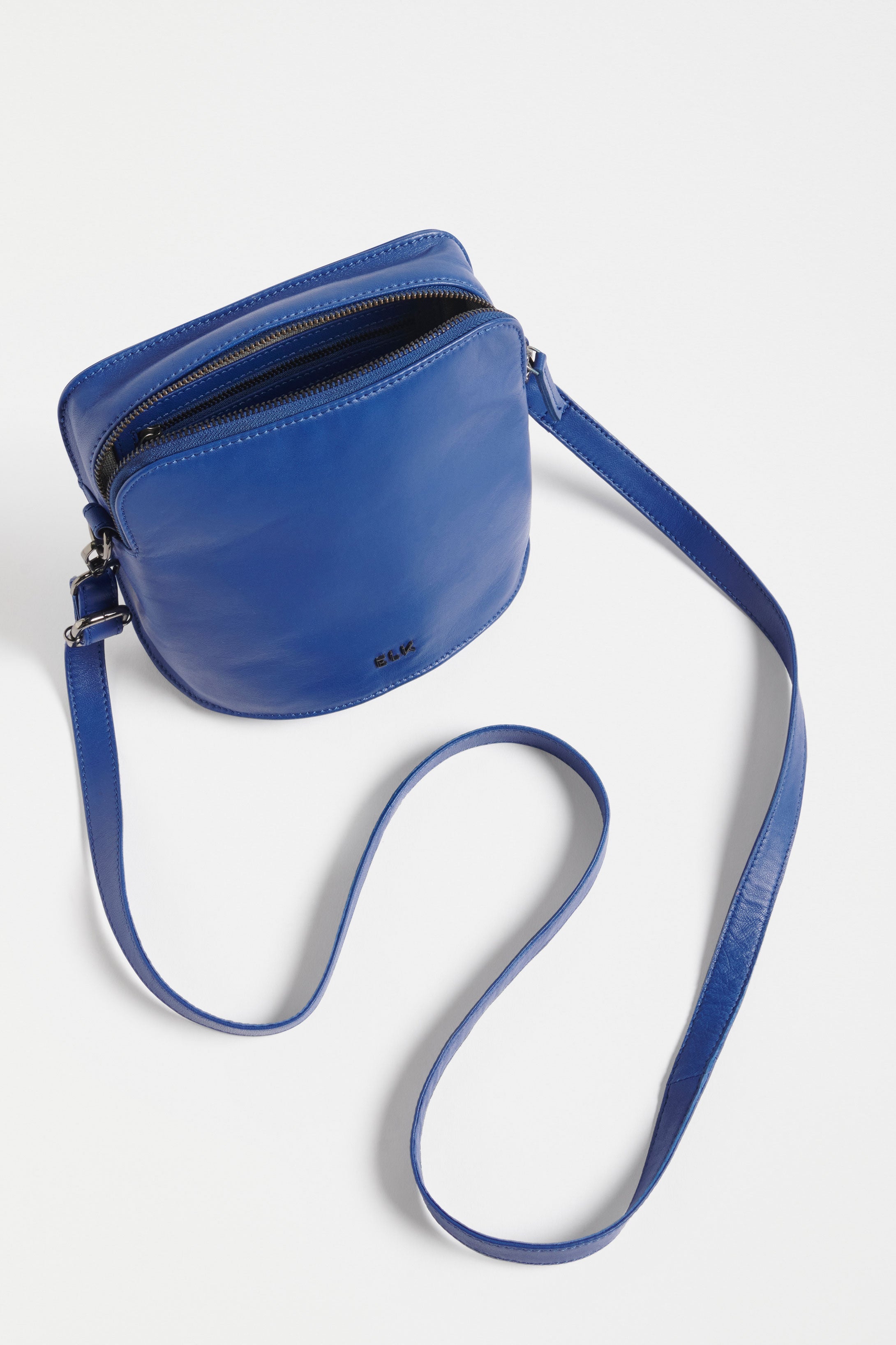 Frede Crossbody Bag for Women - Stylish & Lightweight Shoulder Purse - Perfect for Travel, Shopping, and Everyday Use