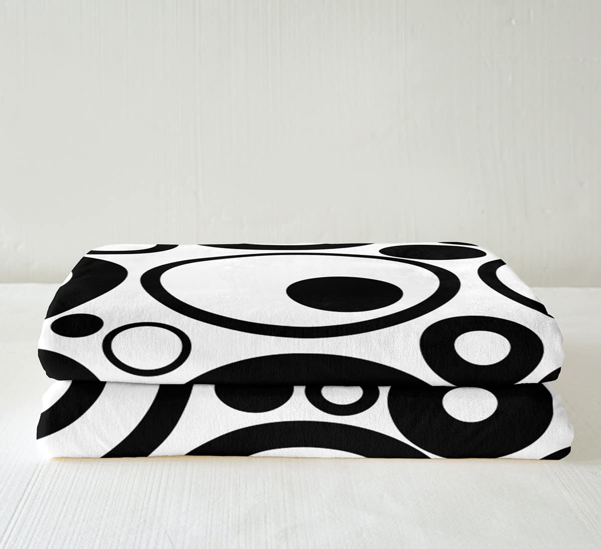 Super Soft Black & White Fleece Throw Blanket - Cozy Sherpa Plush with Modern Geometric Pattern for Kids, Women & Adults (30x40 Inches) - Perfect for Sofa, Bed, Couch & Winter Snuggling