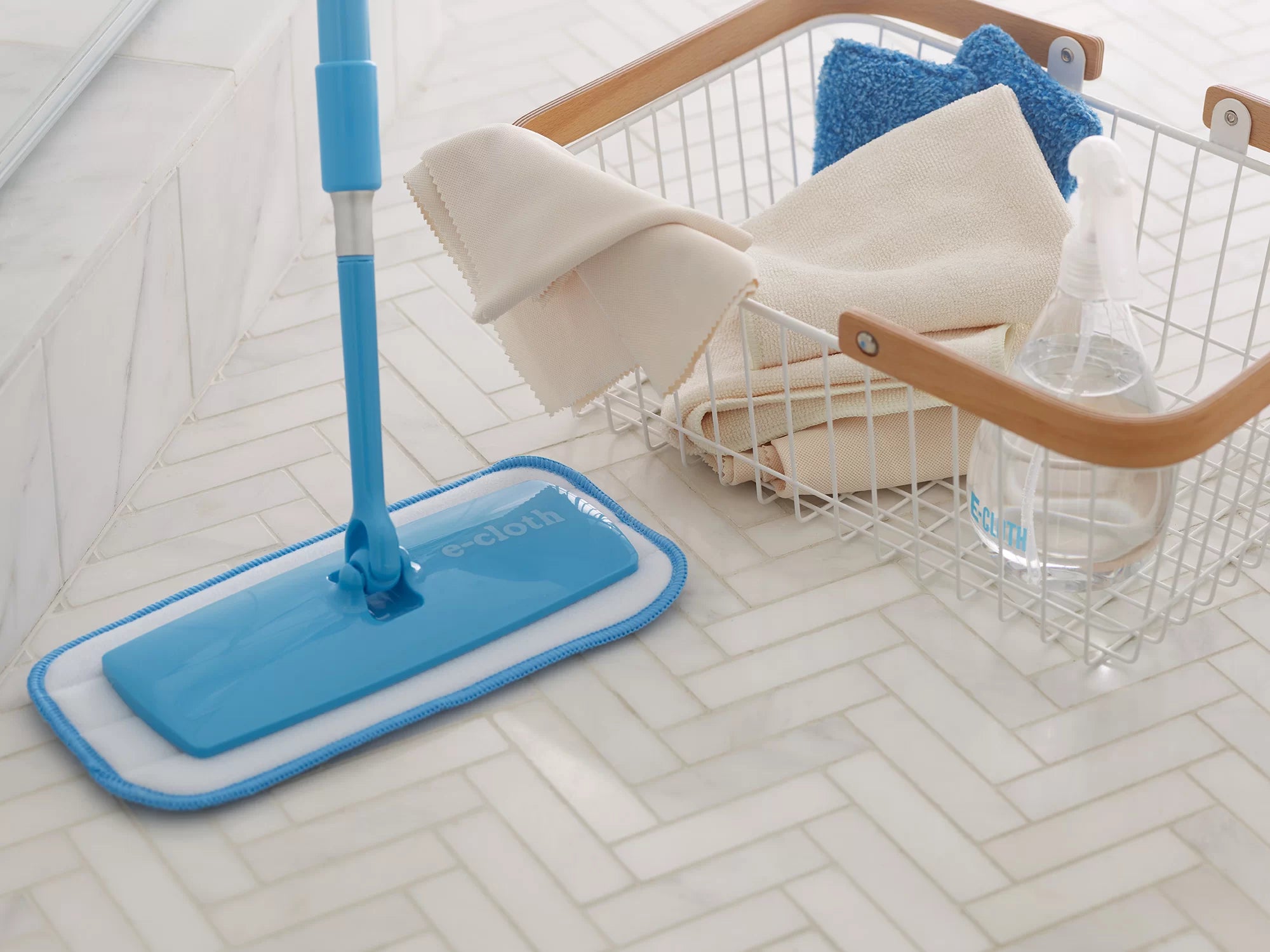 Mini Deep Clean Mop - Ultra Absorbent Microfiber Mop for Hardwood Floors & Tile Cleaning - Perfect for Kitchen, Bathroom & Pet Hair Removal