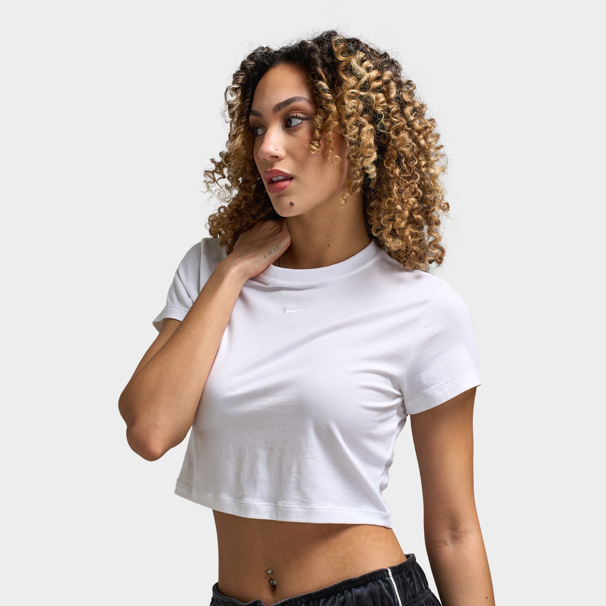 Nike Women's Chill Knit Crop Top - Breathable Workout Shirt for Yoga, Running & Gym | White Athletic Apparel