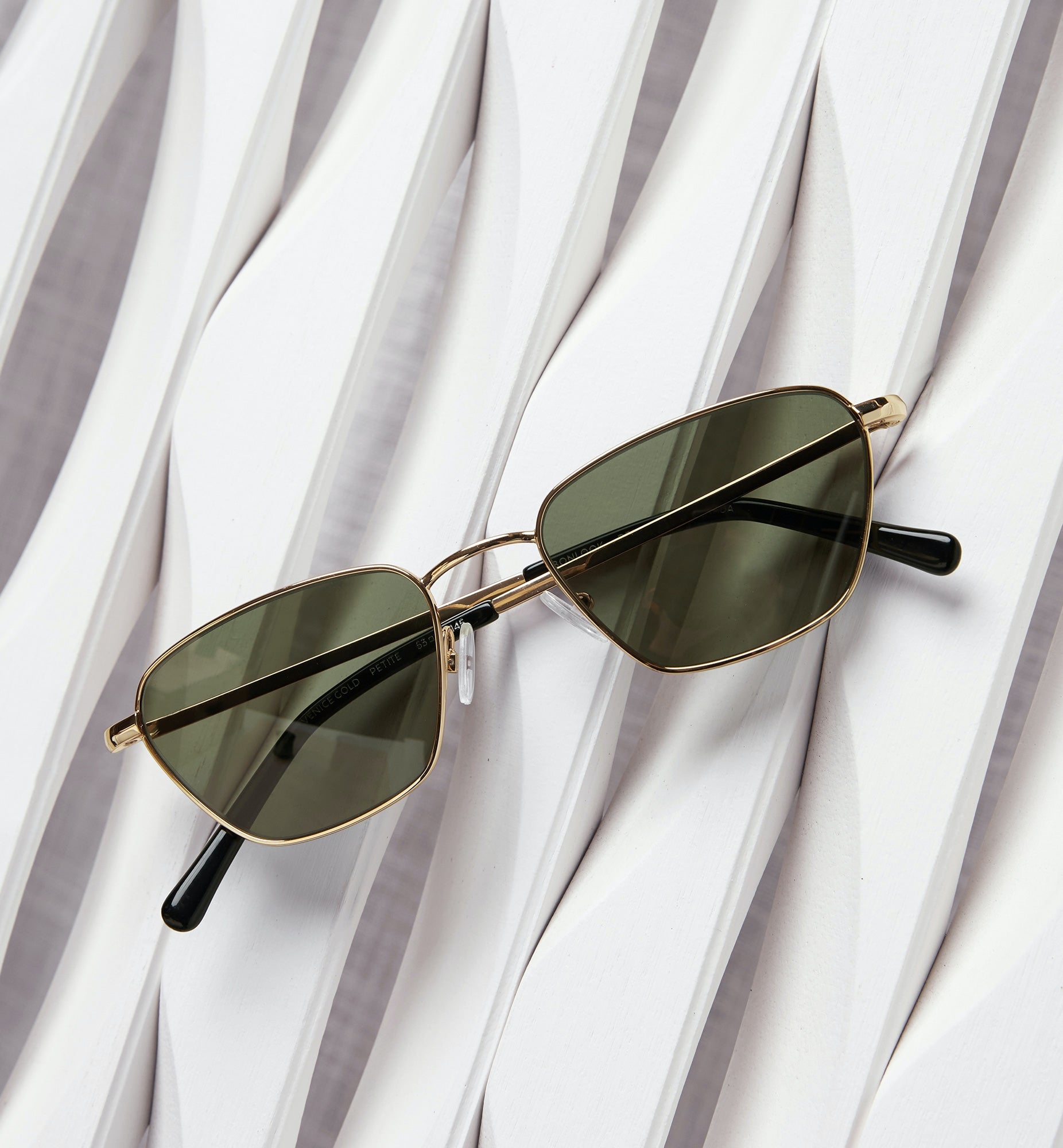 Venice Polarized Sunglasses for Men & Women - UV400 Protection, Classic Retro Style - Perfect for Beach, Driving & Outdoor Activities