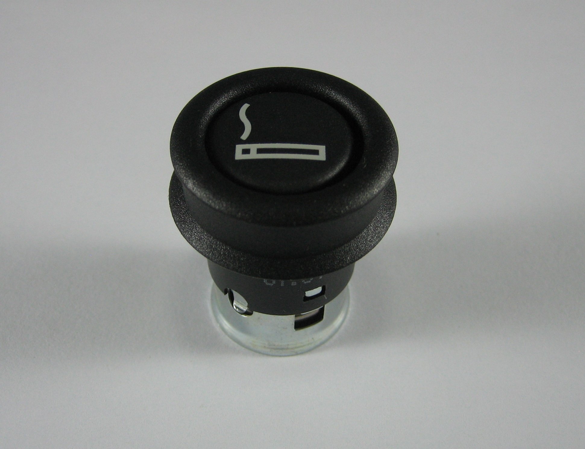 Original 2003-2012 Range Rover Cigarette Lighter Replacement - OEM Quality Car Accessory for Road Trips & Emergency Power Needs