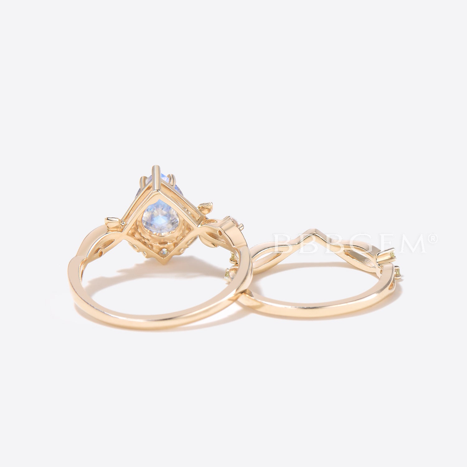 Rainbow Moonstone Teardrop Engagement Ring with Gold Leaf Vine Design - Vintage Bridal Jewelry Set for Weddings, Anniversaries & Special Occasions