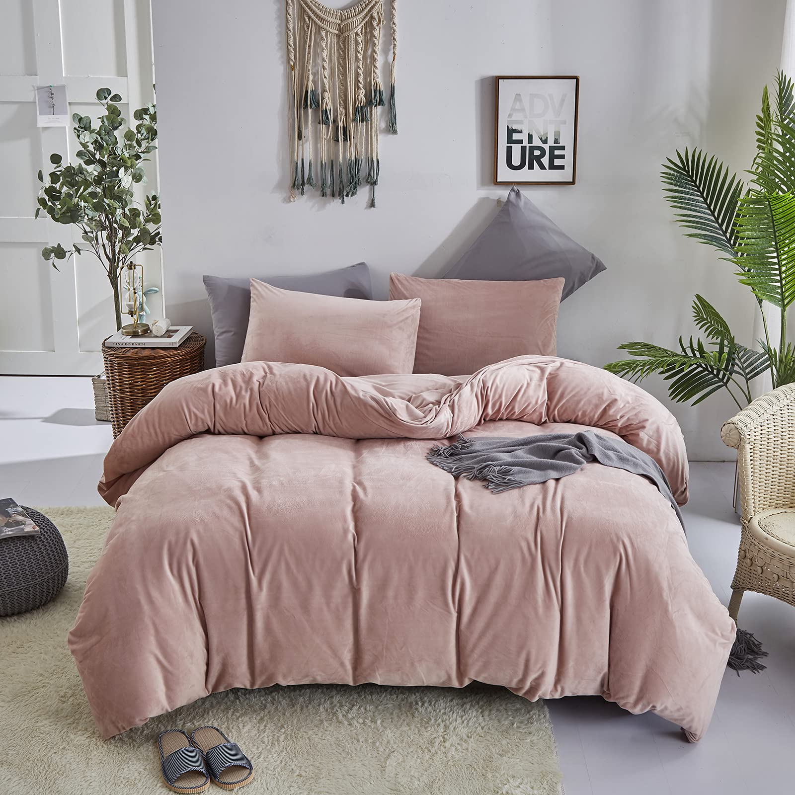 CLOTHKNOW Pink Blush Velvet Duvet Cover Set King Size - 3 Piece Dusty Rose Bedding Collection | Soft Flannel Comforter Cover for Women & Girls | Cozy Winter Bedroom Decor, Luxury Master Bedroom Upgrade, Fluffy Hotel-Style Bedding