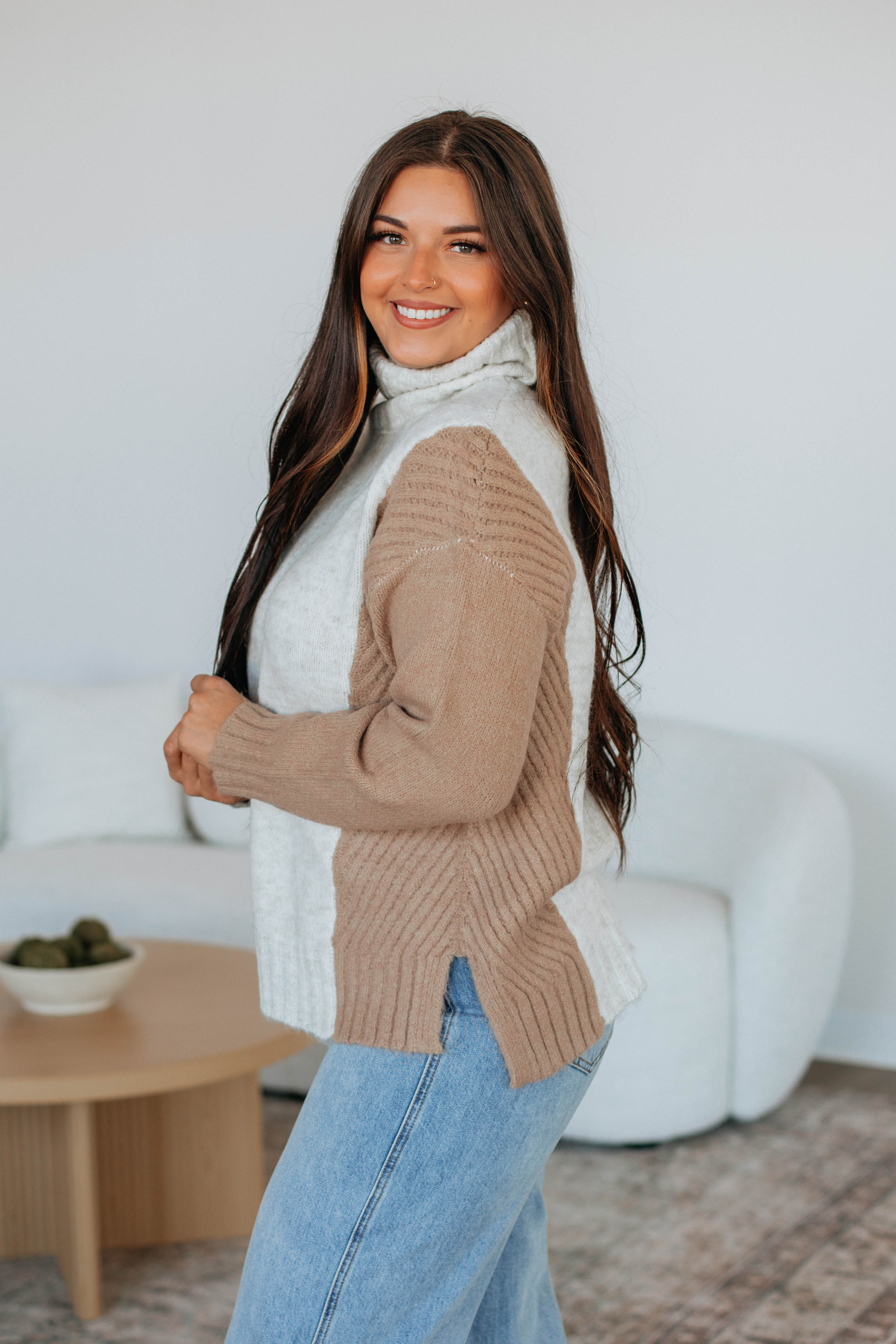 Stylish Josee Colorblock Sweater for Women | Trendy Knit Pullover | Perfect for Fall Fashion, Casual Outfits & Cozy Winter Wear