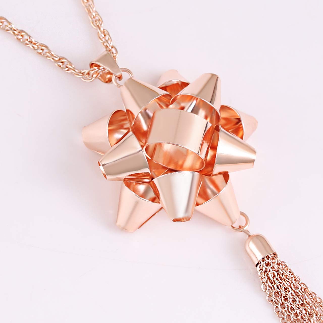 Christmas Necklace for Women - Elegant Xmas Gift with Bow Pendant & Tassel Chain - Perfect for Holiday Parties, Gift Giving & Festive Occasions