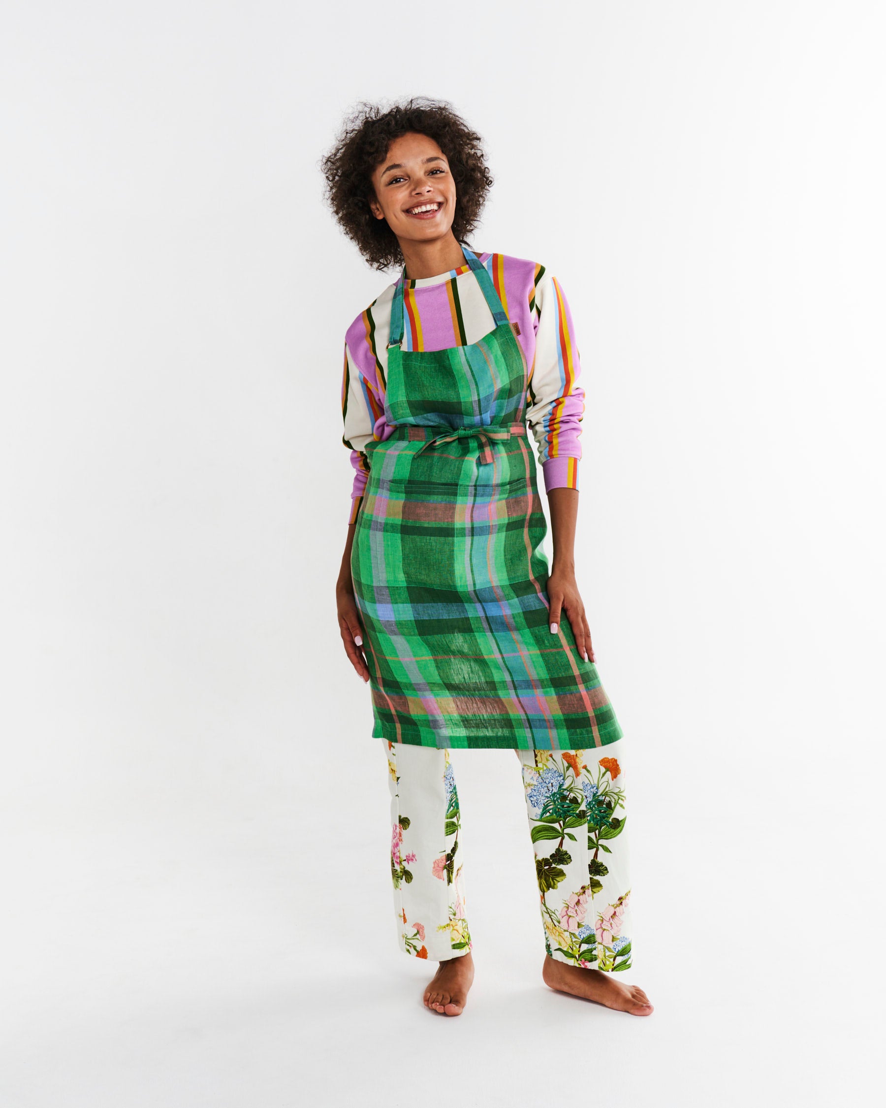 Jewel Of The Nile Tartan Linen Apron - Stylish & Durable Kitchen Apron for Cooking, Baking & Grilling - Perfect Gift for Chefs & Home Cooks