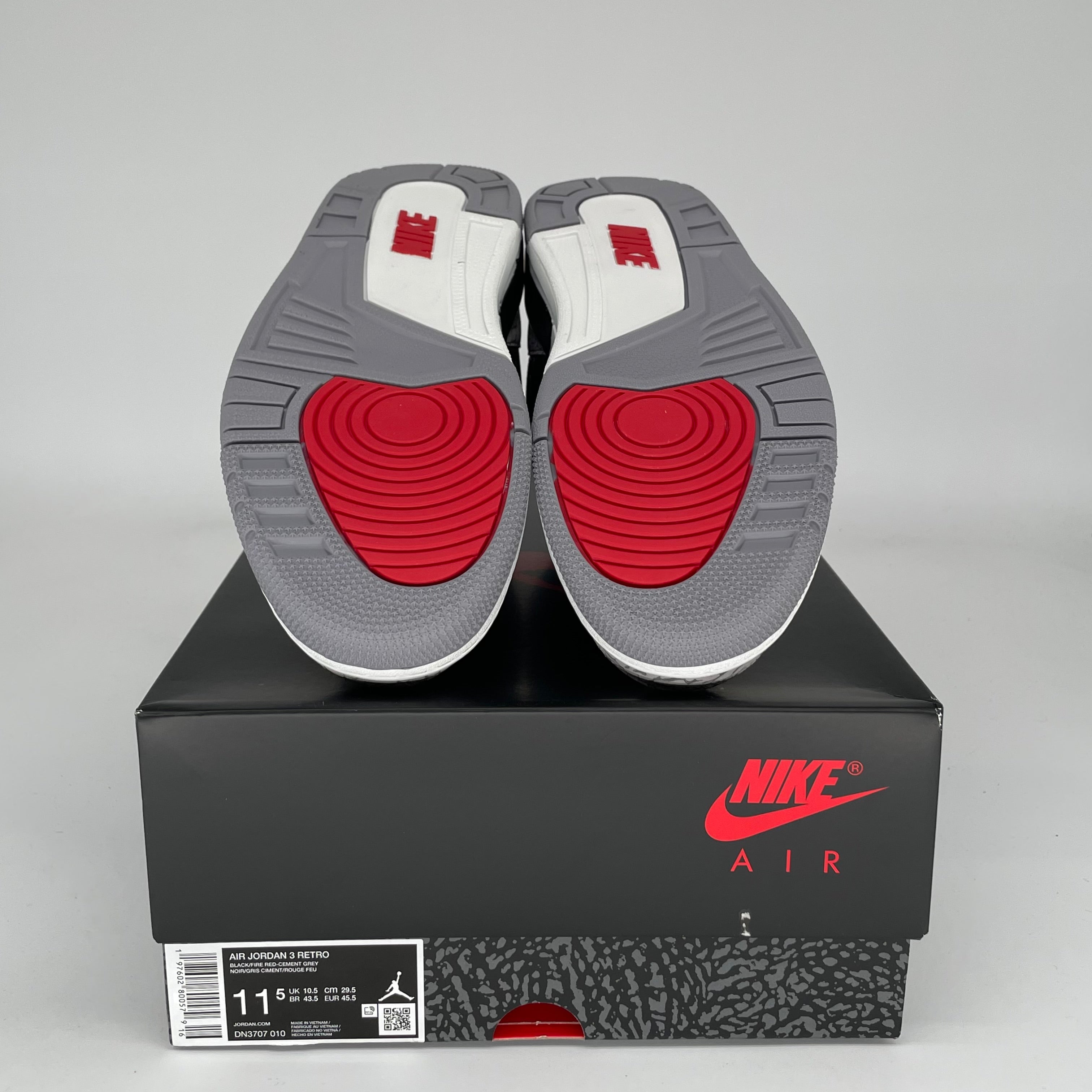 Original Air Jordan 3 Retro 'Black Cement' Men's Basketball Shoes Size 11.5 (DN3707-010) - Iconic Sneakers for Streetwear & Basketball Performance