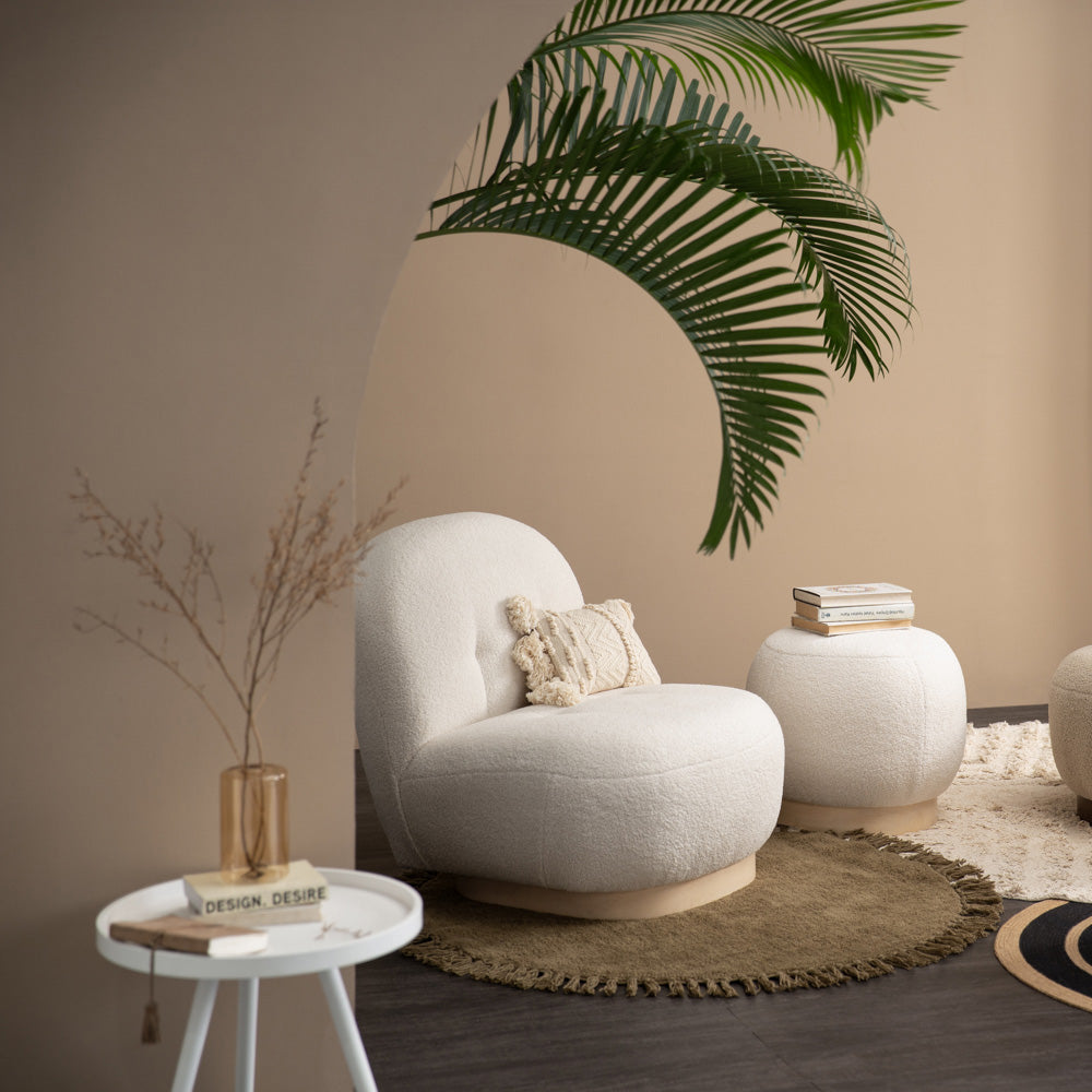HELIA Boucle Lounge Chair in Off White - Modern Accent Chair for Living Room, Bedroom & Office - Cozy Upholstered Seating for Relaxing & Reading