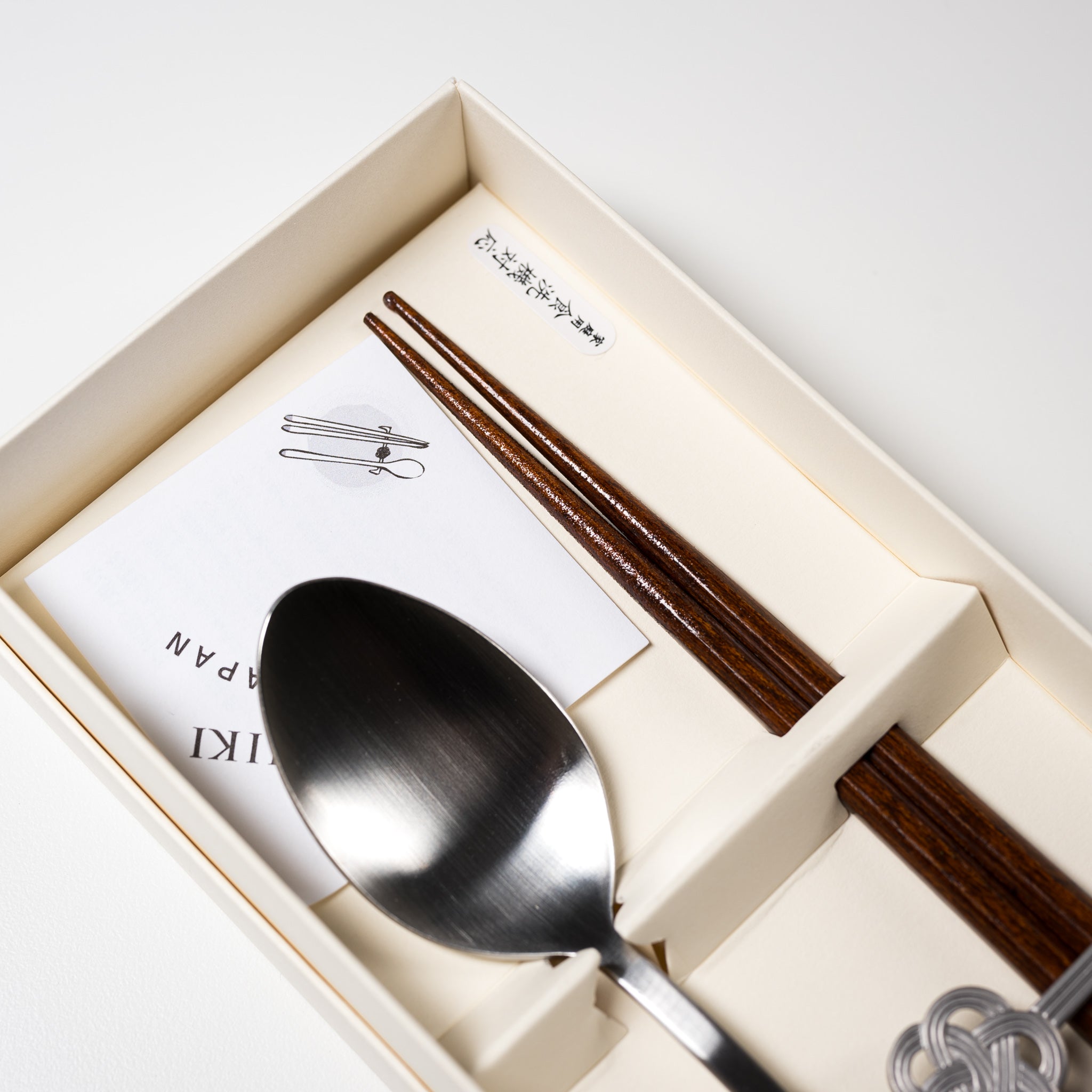 Premium Mizuhiki Japanese Gift Chopsticks Set - Elegant Silver Utensils for Sushi, Asian Cuisine & Special Occasions