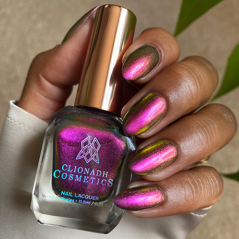 Smoulder Lite Nail Polish - Long Lasting Vegan Nail Lacquer with High Shine Finish - Perfect for Parties, Weddings & Everyday Wear