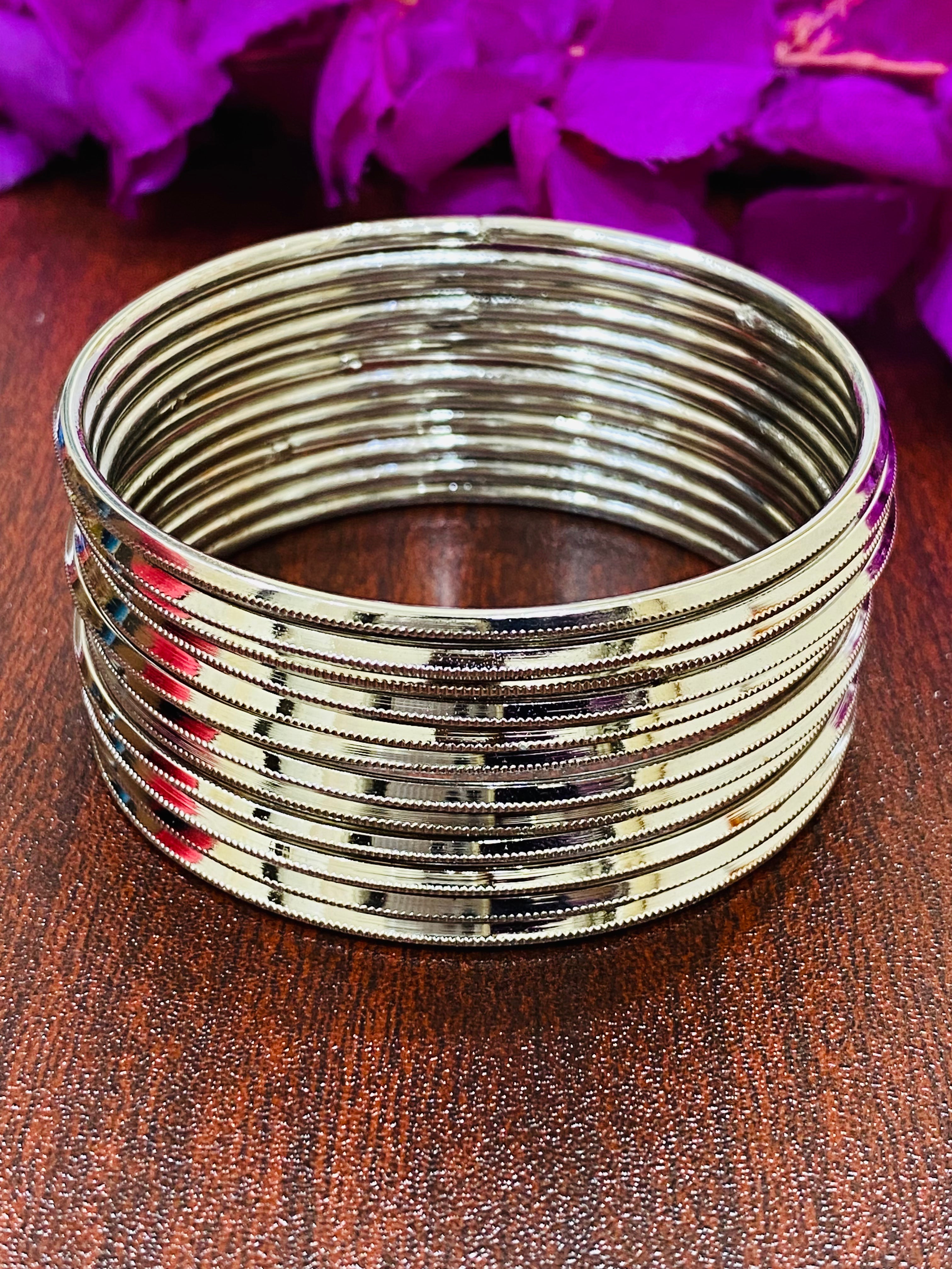 Stylish Silver-Tone Metal Bangles for Women - Elegant Stackable Bracelets for Everyday Wear & Special Occasions