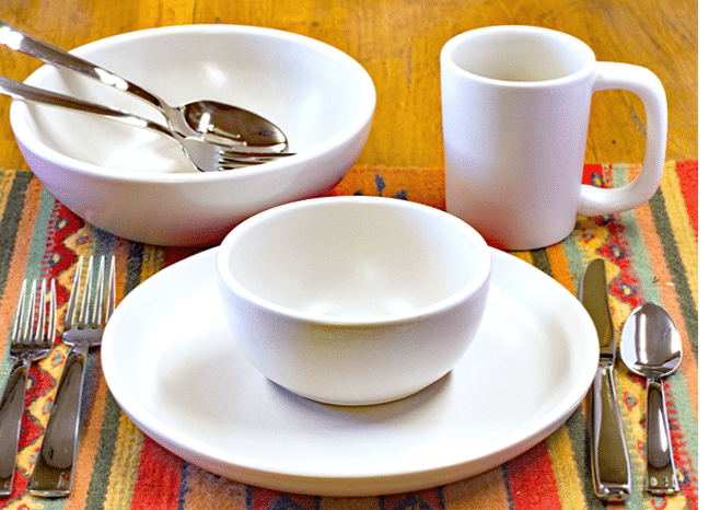 16-Piece Matte White Dinnerware Set - Elegant Porcelain Plates, Bowls & Mugs for Everyday Dining & Entertaining | Dishwasher & Microwave Safe Dinner Set for Family Meals, Parties & Restaurant Use