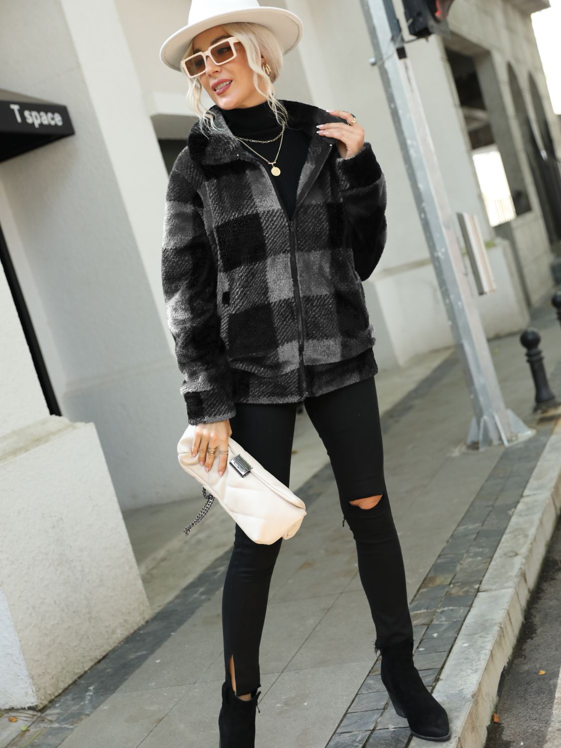 Stylish Plaid Zip-Up Collared Jacket for Men & Women - Perfect for Fall Outfits, Casual Wear & Outdoor Activities