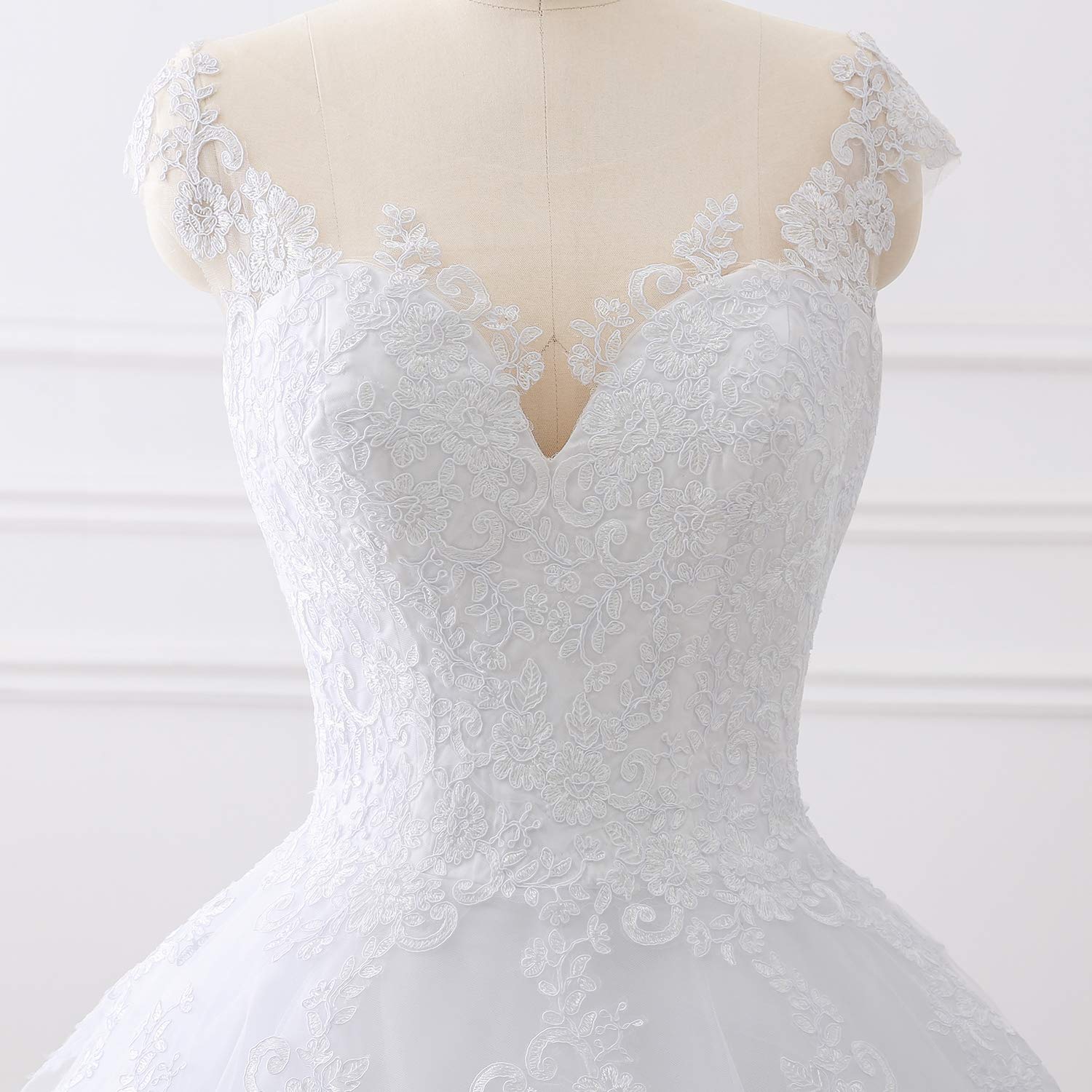 Ivory Wedding Dress Princess Ball Gown with Long Lace - Boho Beach Bridal Gown for Women Size 16W | Perfect for Beach Weddings, Boho-Themed Ceremonies & Romantic Outdoor Vows