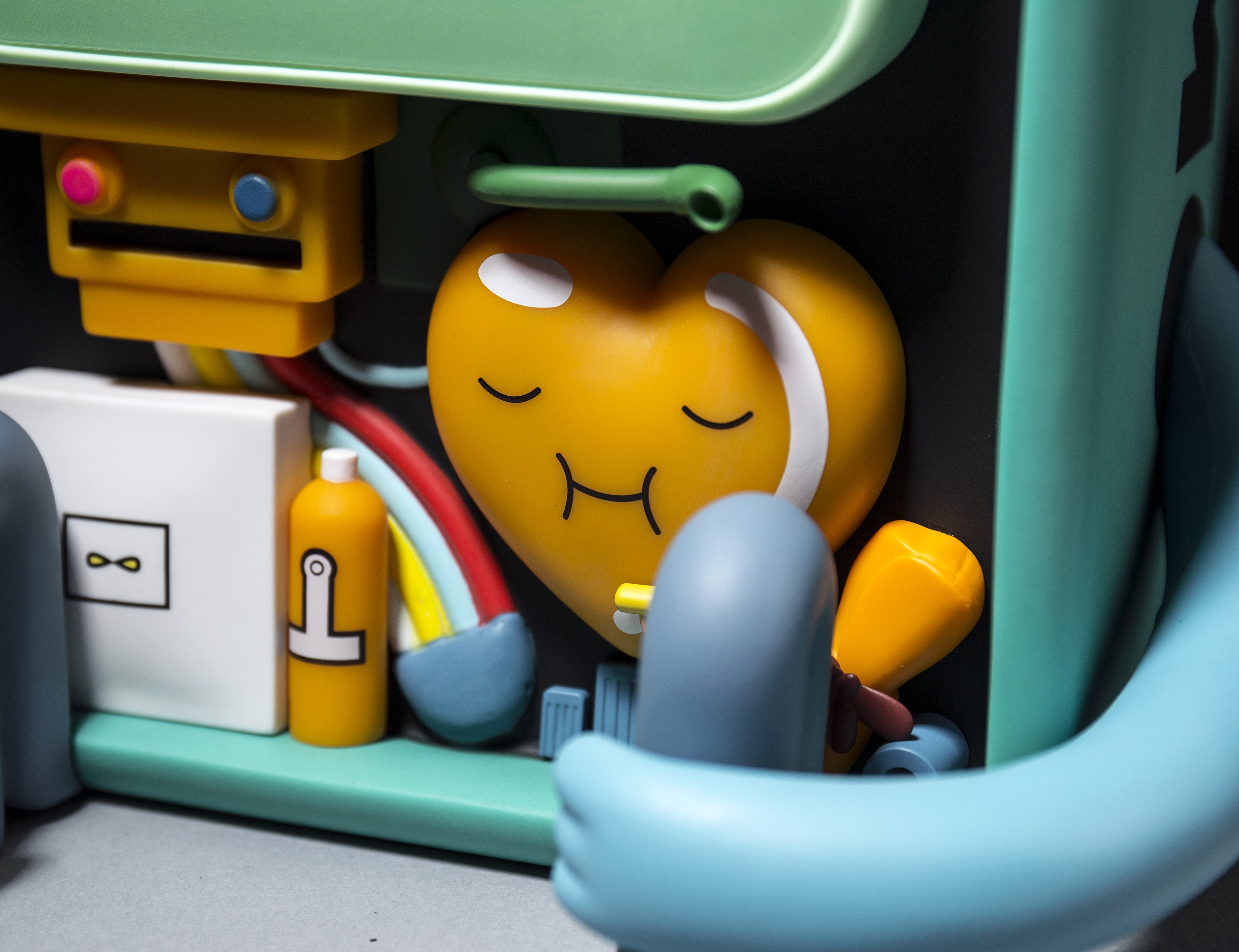 Adventure Time BMO Collectible Art Figure by Kidrobot - Limited Edition Pre-Order - Perfect for Anime Fans, Gaming Room Decor, and Cartoon Network Collectors