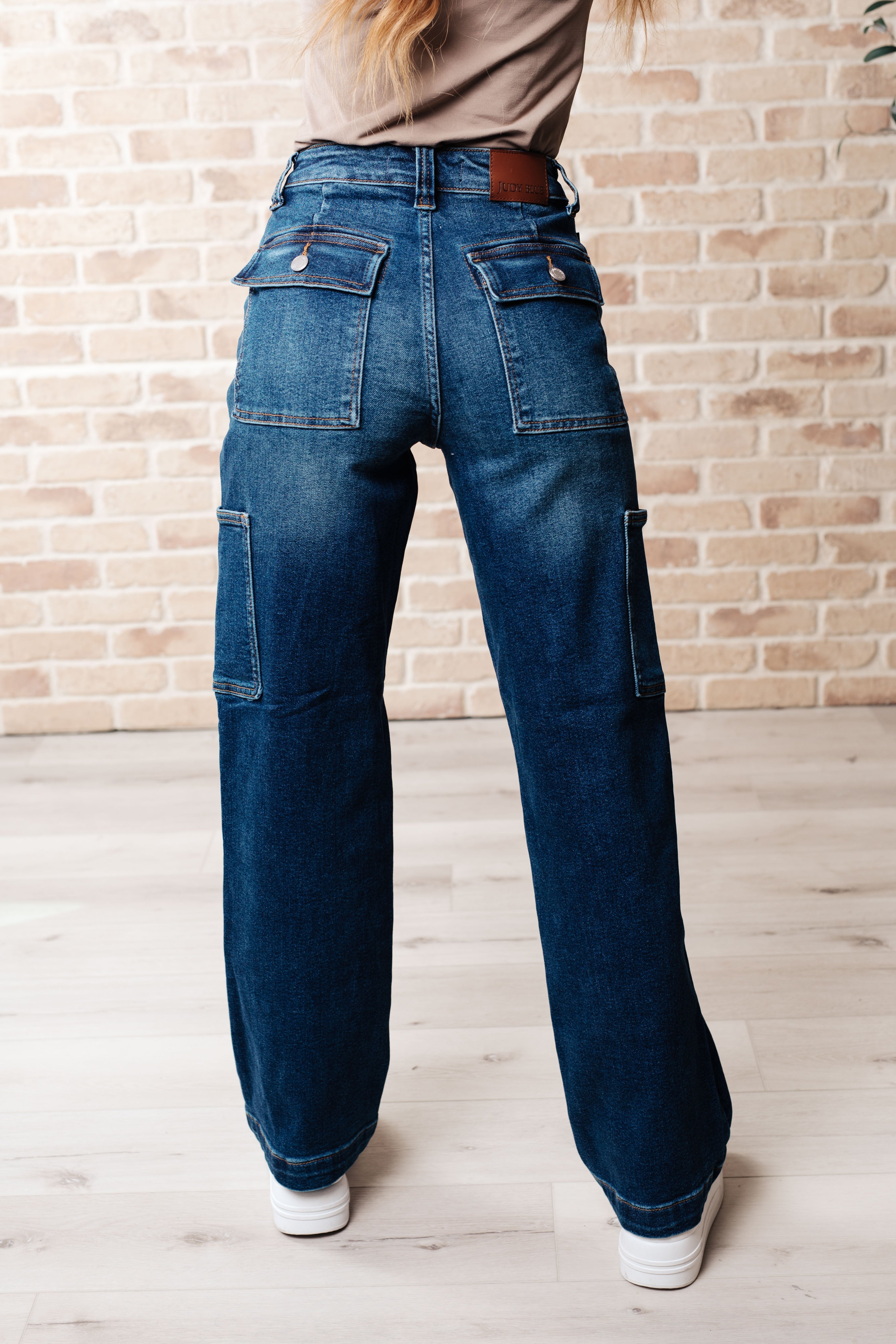 Leila High Rise Cargo Straight Jeans for Women - Trendy Casual Pants with Multiple Pockets | Perfect for Streetwear, Work & Everyday Outfits