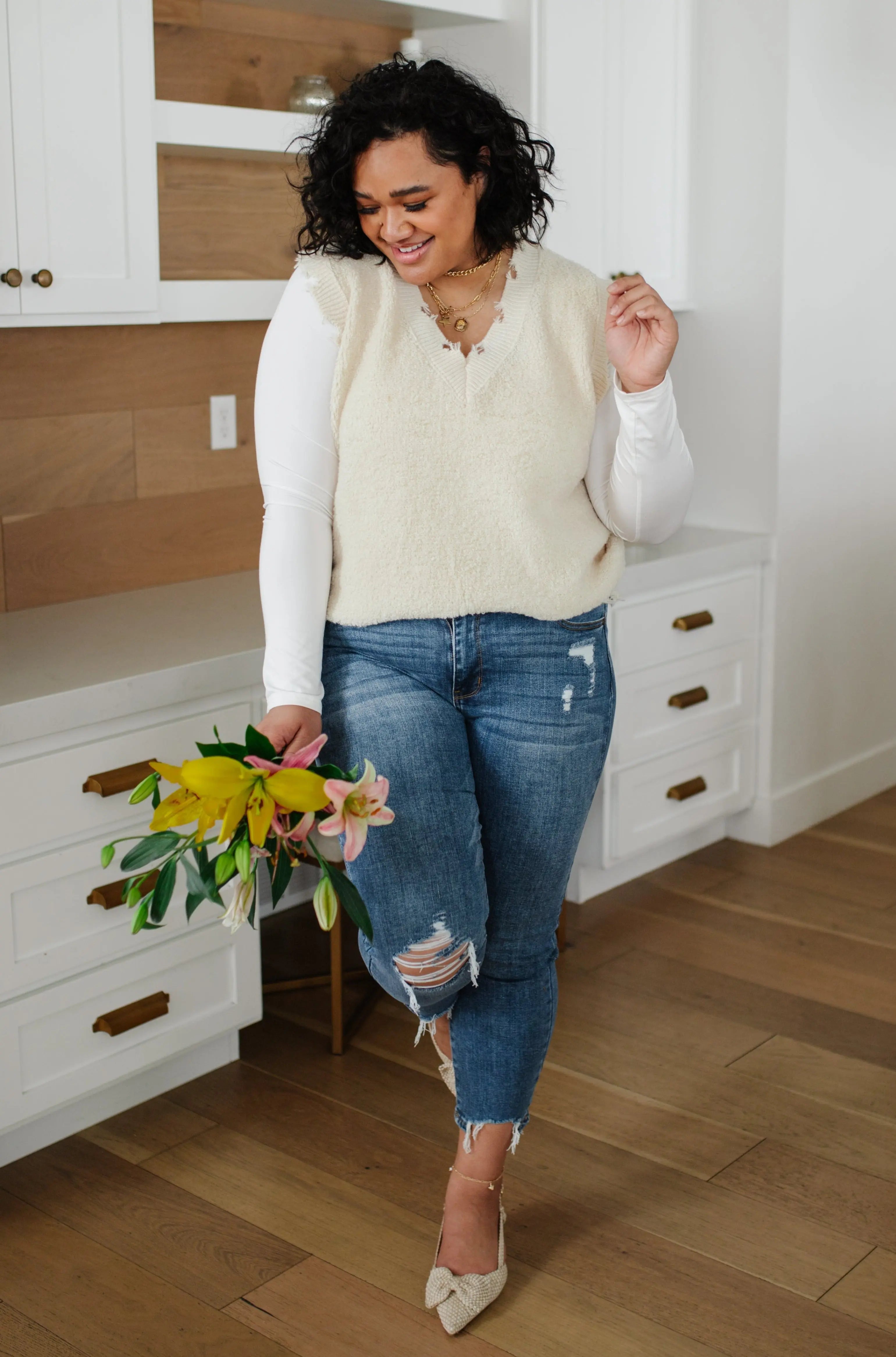 Mid-Rise Distressed Hem Slim Fit Jeans for Women | Trendy Ripped Denim Pants | Perfect for Casual Outings & Street Style
