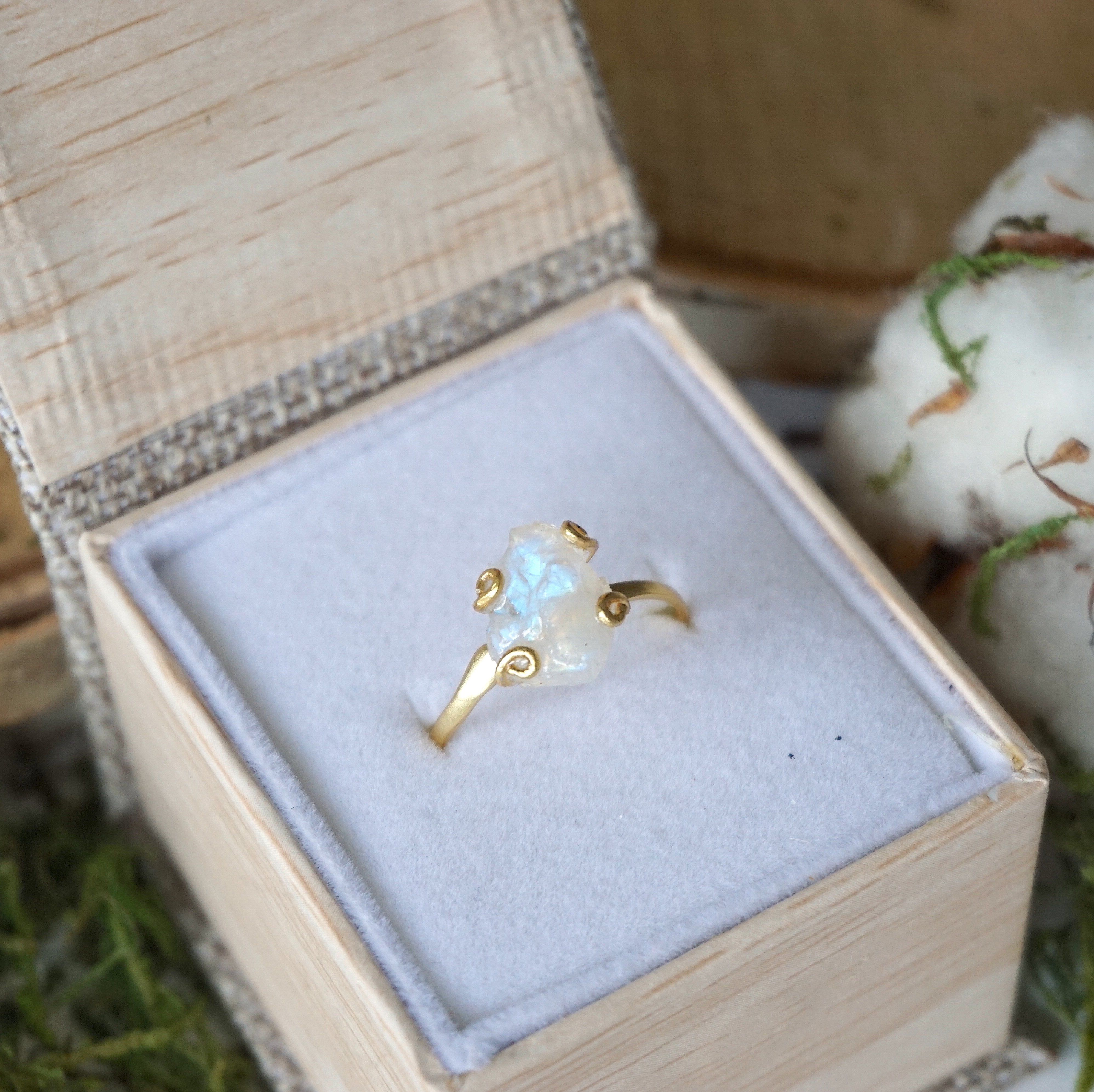 Adjustable Rainbow Moonstone Ring in 14K Gold Filled - Elegant Boho Jewelry for Women, Perfect for Everyday Wear, Gift Giving & Special Occasions