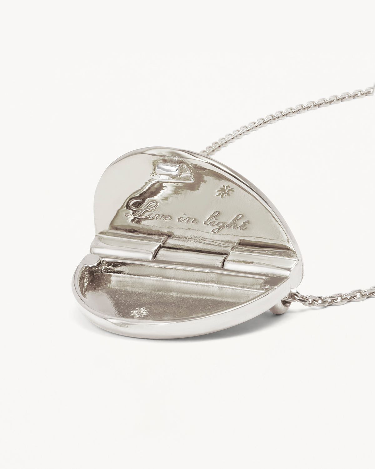 Sterling Silver Lotus Locket Necklace for Women - Elegant Floral Pendant Jewelry Gift for Mom, Wife, Girlfriend - Perfect for Valentine's Day, Anniversary & Special Occasions