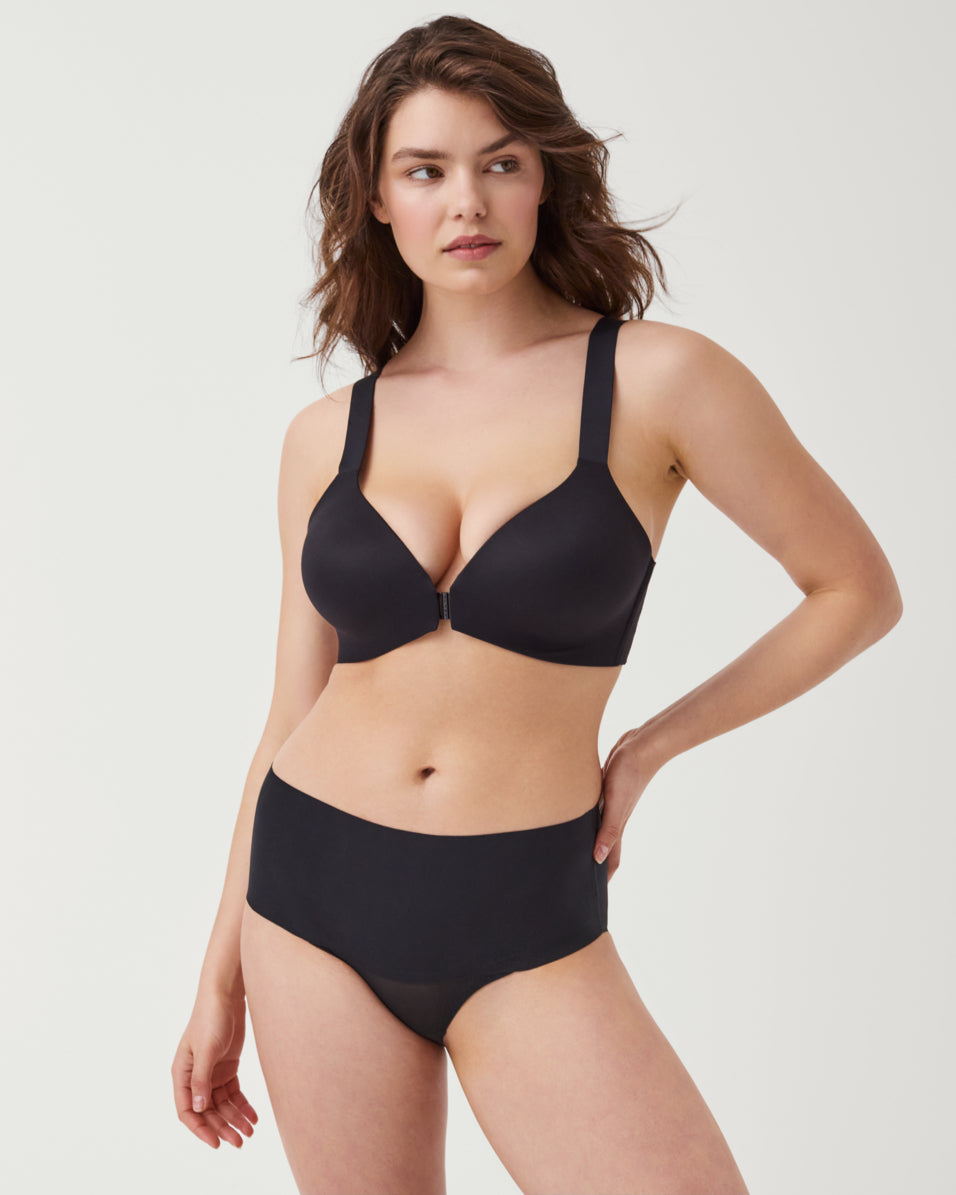SPANX Smooth Wireless Bra - Lightly Lined Comfortable T-Shirt Bra for Women | Perfect for Everyday Wear, Yoga & Lounge