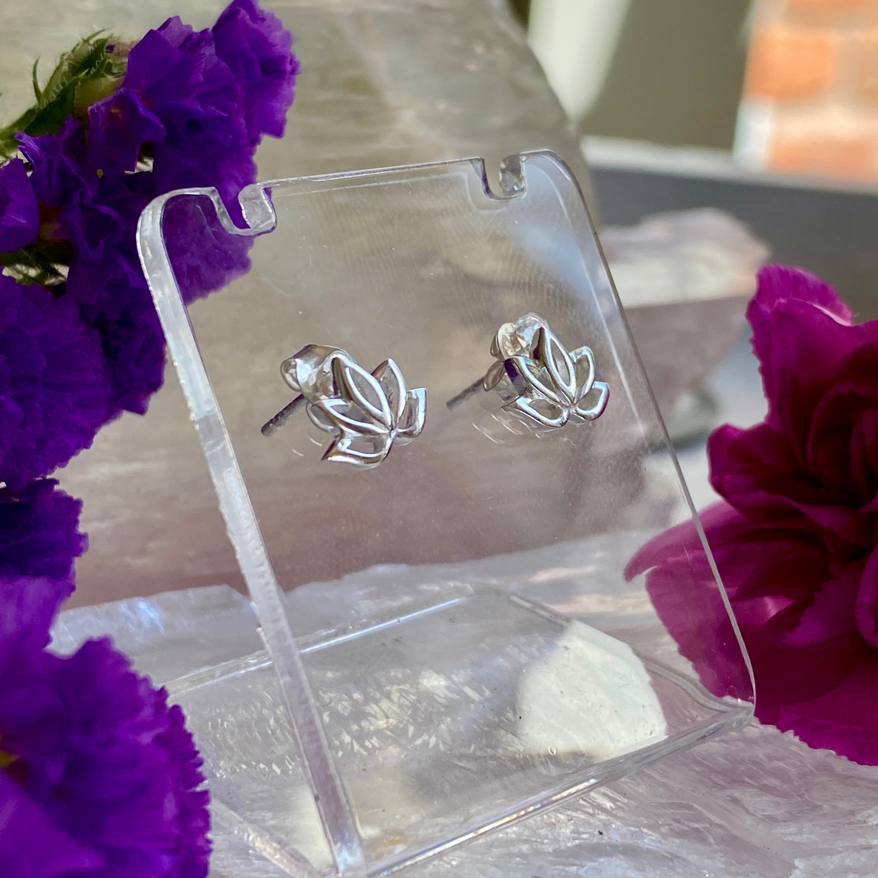 Lotus Flower Stud Earrings for Women - Sterling Silver Floral Earrings - Minimalist Boho Jewelry - Perfect for Daily Wear, Parties & Gifts (SE258)