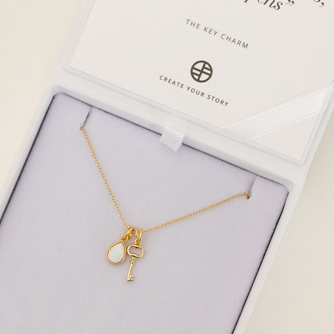 Graduation Charm Necklace - Personalized Keepsake Gift for Graduates - Perfect for High School & College Graduation Ceremonies, Parties & Celebrations