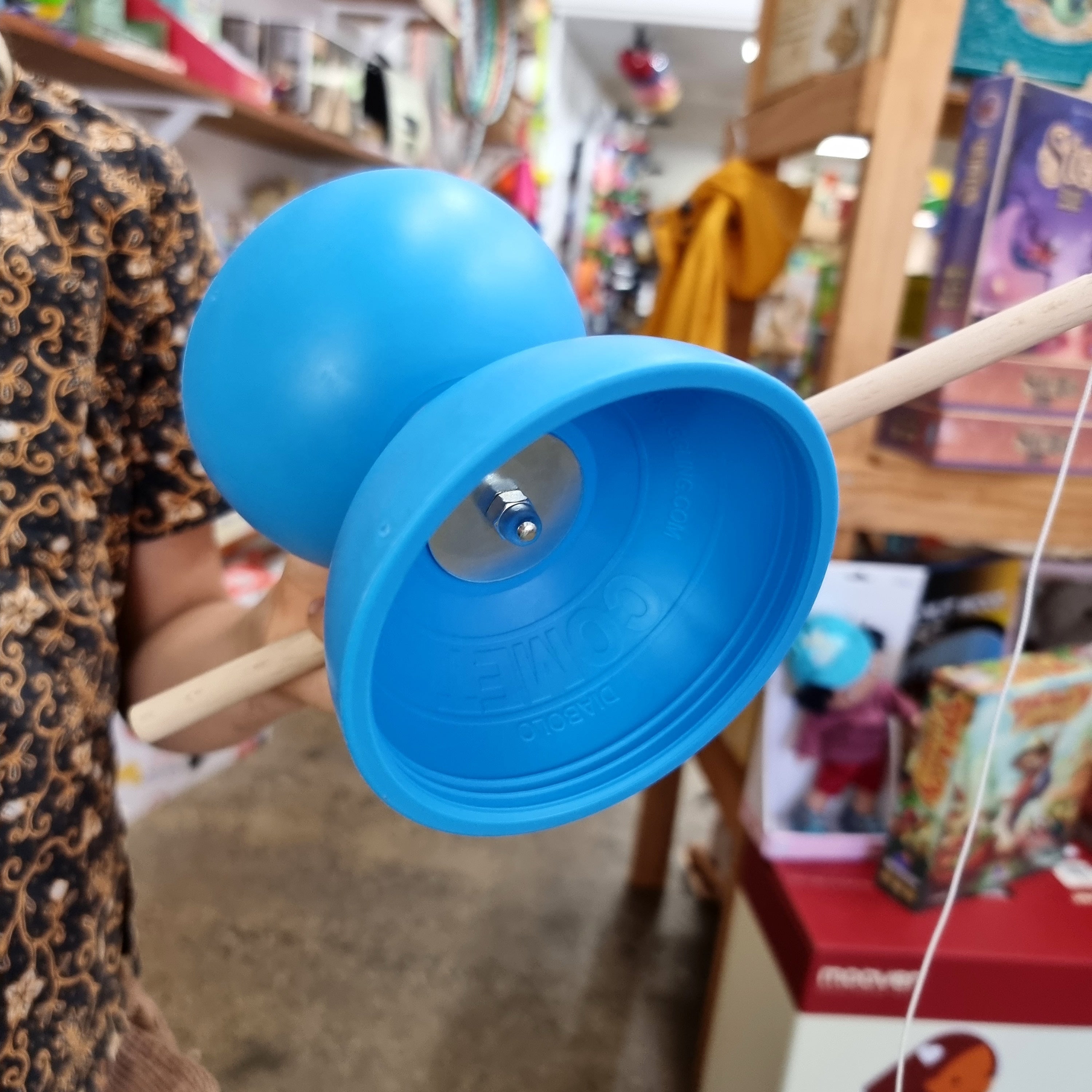 Comet Diabolo - Professional Yo-Yo for Beginners & Advanced Players - Perfect for Tricks, Performances & Outdoor Fun