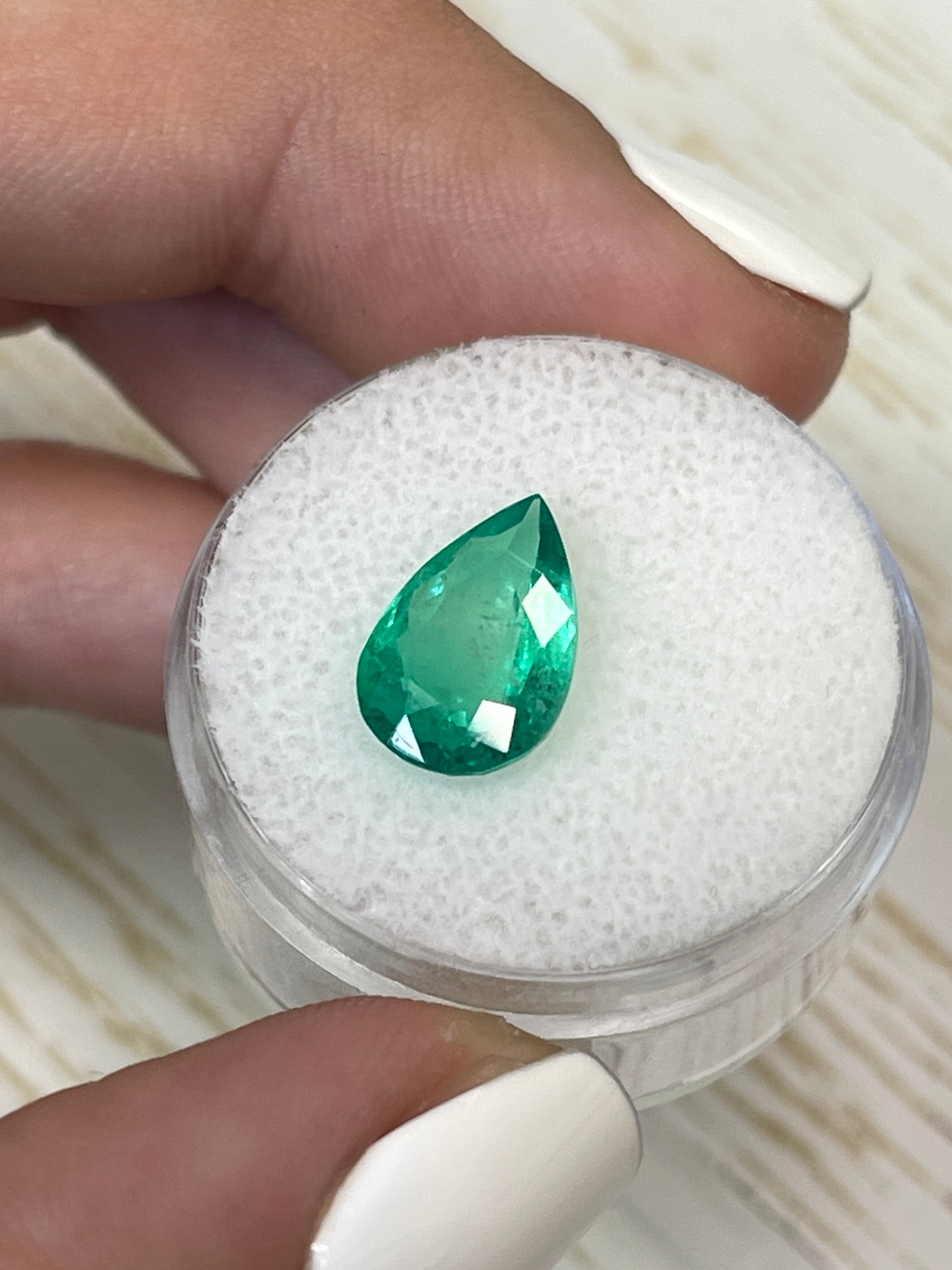2.51 Carat 12.5x8mm Natural Colombian Emerald Pear Cut Loose Gemstone for Jewelry Making - Engagement Rings, Necklaces & Earrings