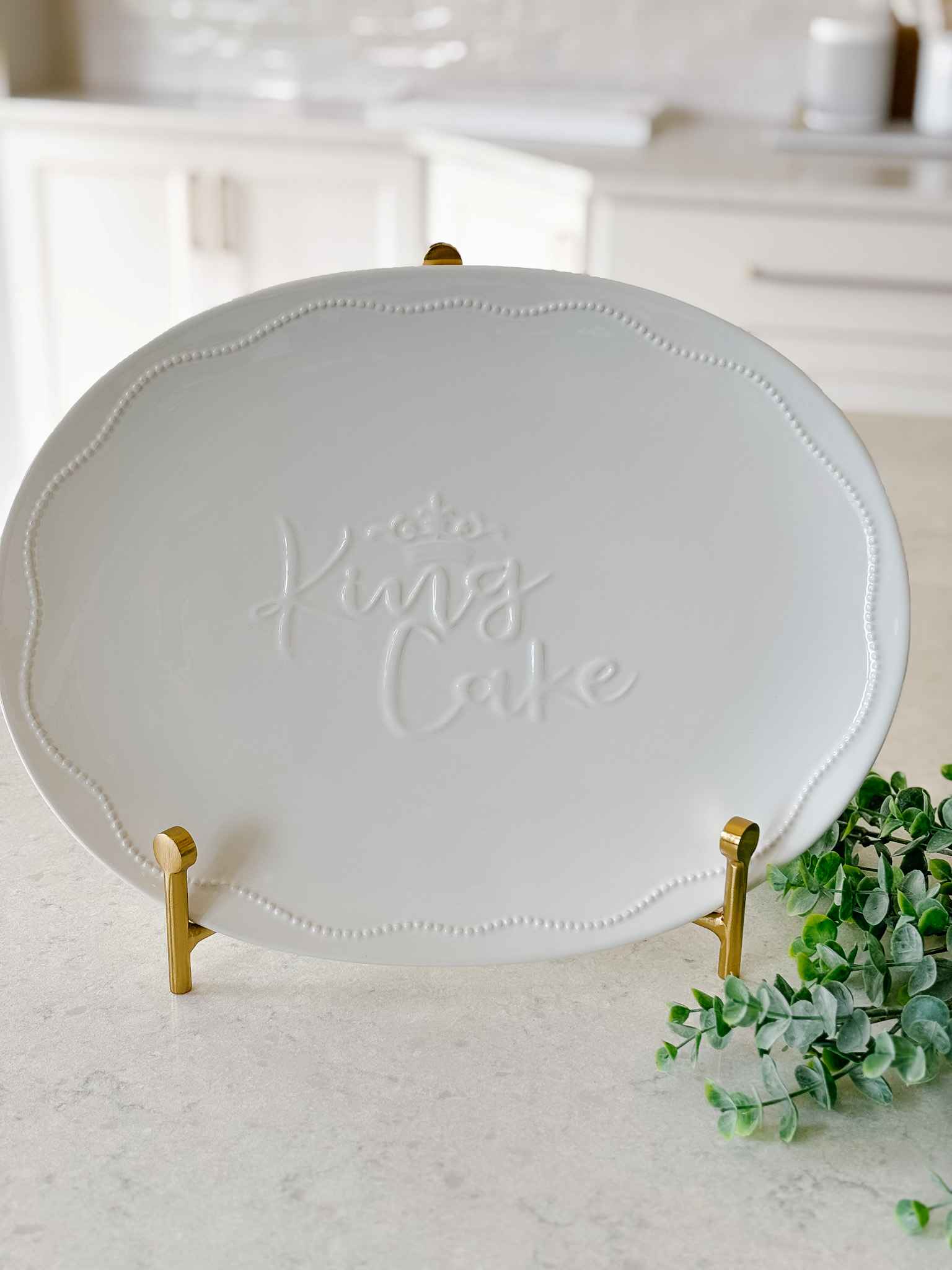 Epiphany King's Cake Platter - Traditional Mardi Gras Dessert Serving Tray for Parties & Celebrations | Perfect for Holiday Gatherings & Family Events