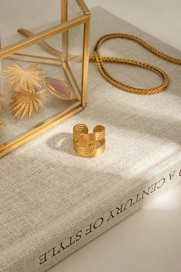 Trendy Cross Design Open Ring for Women - Elegant Gothic Jewelry Gift for Everyday Wear & Special Occasions