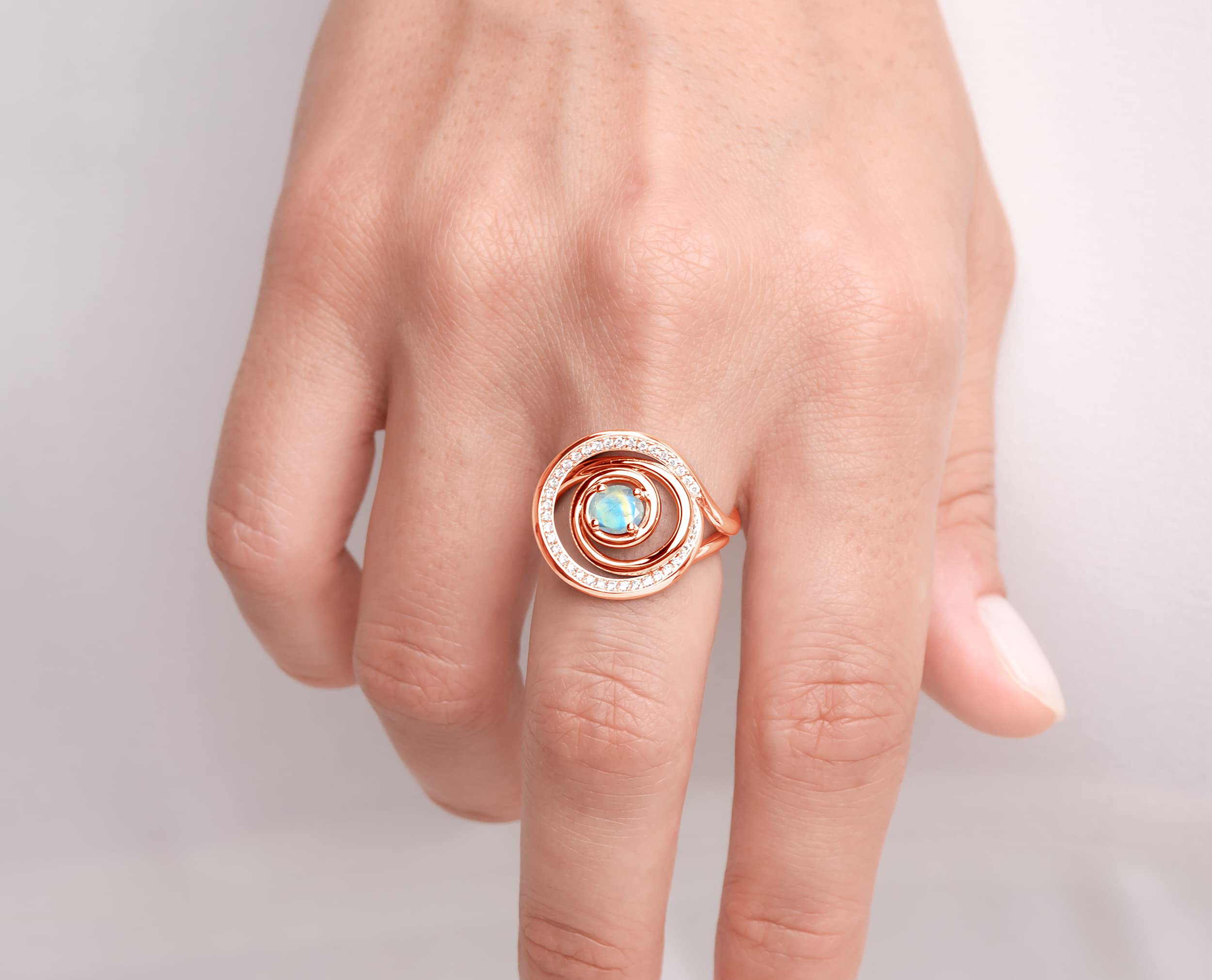 Alternative Wedding Ring for Women - Diamond Wedding Band in Rose Gold - Unique Engagement Ring with Halo Karma Design - Open Circle Ring for Bridal & Anniversary Gifts