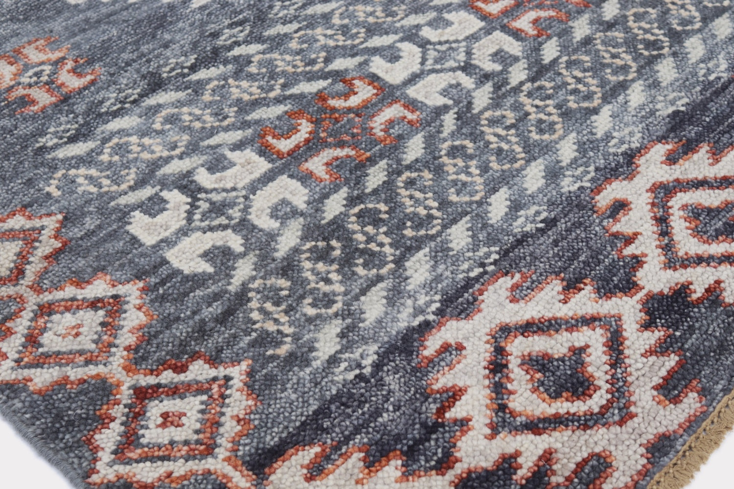 Handwoven Anatolian Tribal Rug - Traditional Turkish J71625 Wool Carpet for Living Room, Bedroom & Home Decor