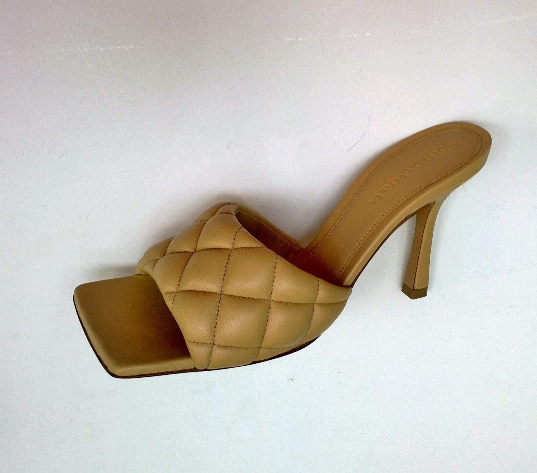 Bottega Veneta Padded Quilted Leather Slides - Beige Luxury Sandals for Women | Comfortable Summer Shoes for Beach, Pool & Casual Outings