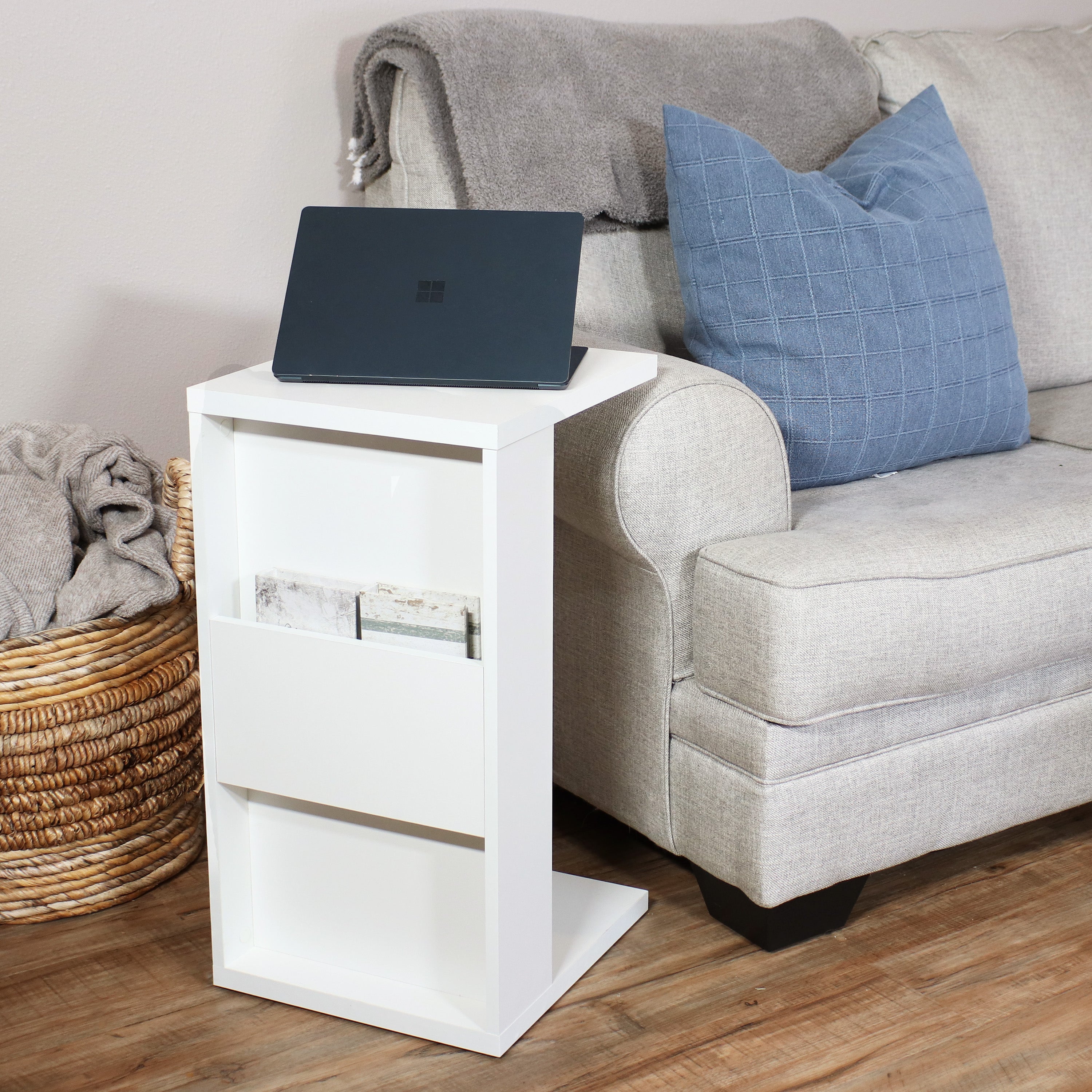 Sunnydaze Multi-Purpose C-Shaped Side Table - Versatile End Table for Living Room, Bedroom, or Outdoor Use
