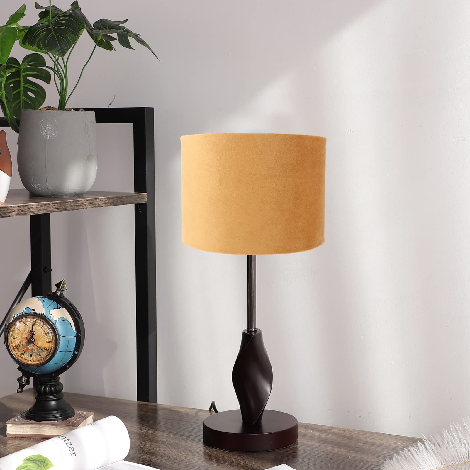 Beaupretty E27 Velour Clip-On Lamp Shade - Golden Barrel Light Cover for Chandelier, Table & Floor Lamps - Perfect for Holiday Decor, Living Room & Bedroom Lighting