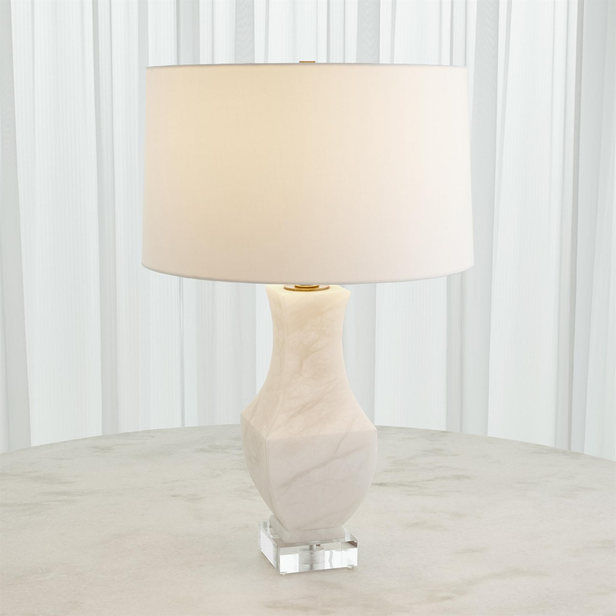 Elegant Alabaster Square Urn Lamp - Classic Home Decor for Living Room, Bedroom & Office - Perfect for Ambient Lighting & Stylish Interior Design