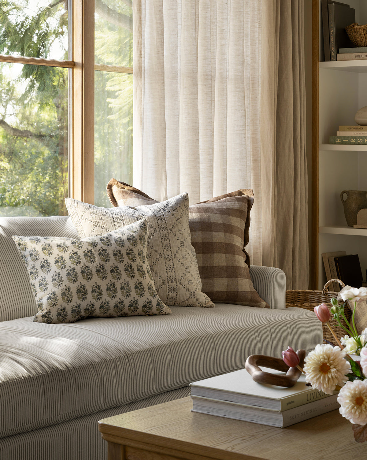 Selah Pillow Cover - Soft & Stylish Decorative Pillow Case for Couch, Bed, Sofa - Perfect for Home Decor, Living Room, Bedroom, Nursery - Machine Washable & Durable Fabric