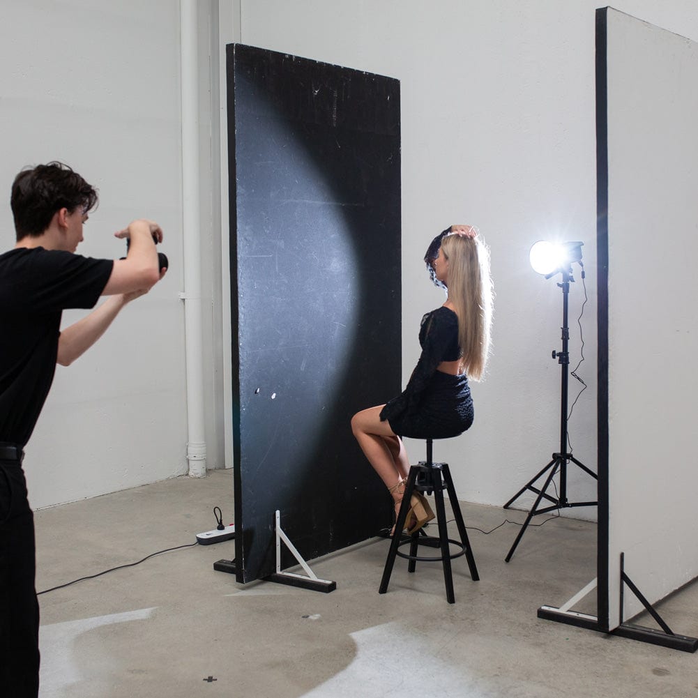 Aputure Amaran 100X Bi-Color LED Light Panel - 5600K & 3200K Adjustable, Dimmable Video Lighting for Photography, YouTube & Film Production - Perfect for Studio, Vlogging & Live Streaming
