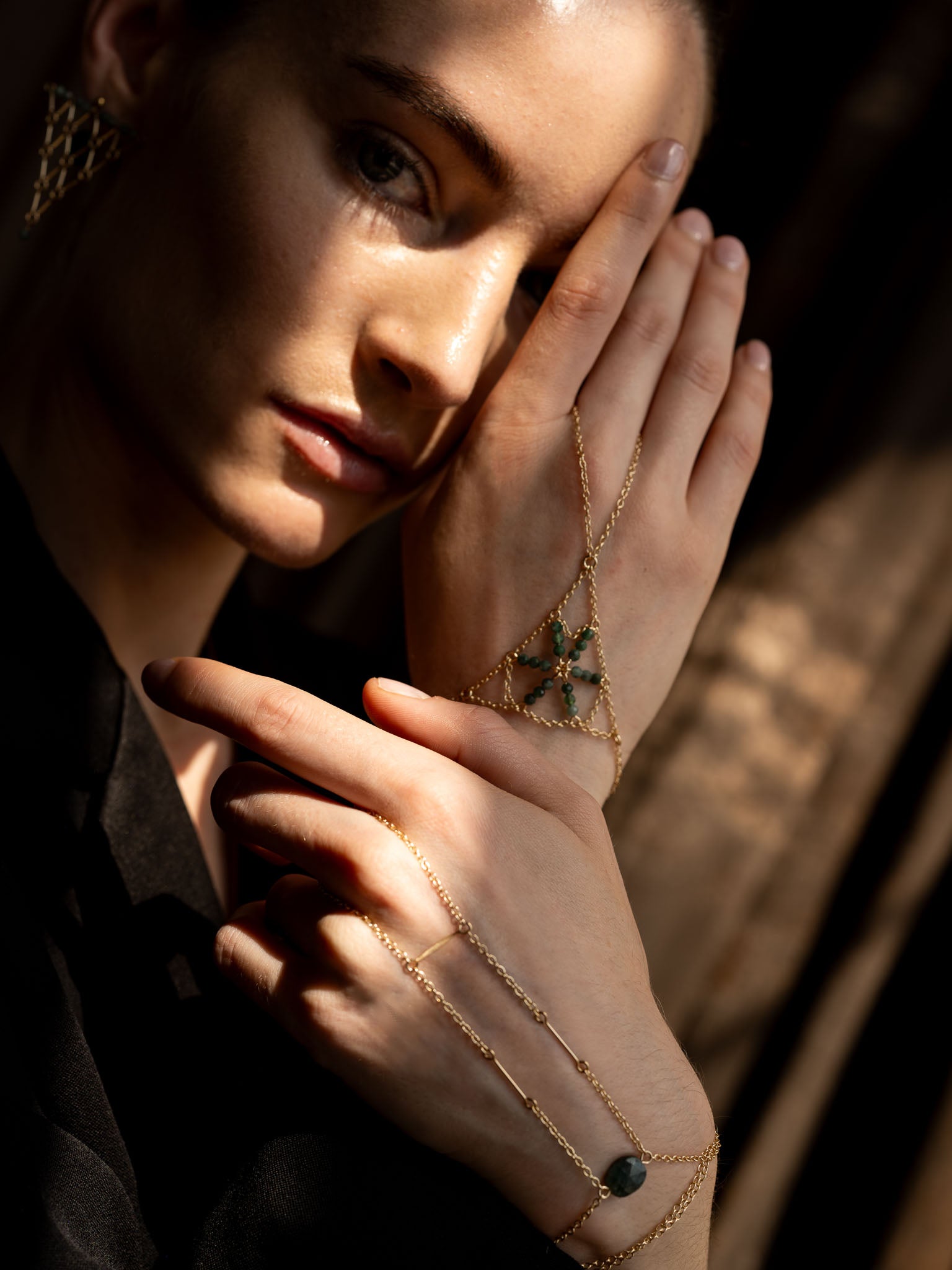 Elegant Center Point Gemstone Hand Chain Bracelet - Boho Chic Jewelry for Women - Perfect for Festivals, Weddings & Everyday Wear