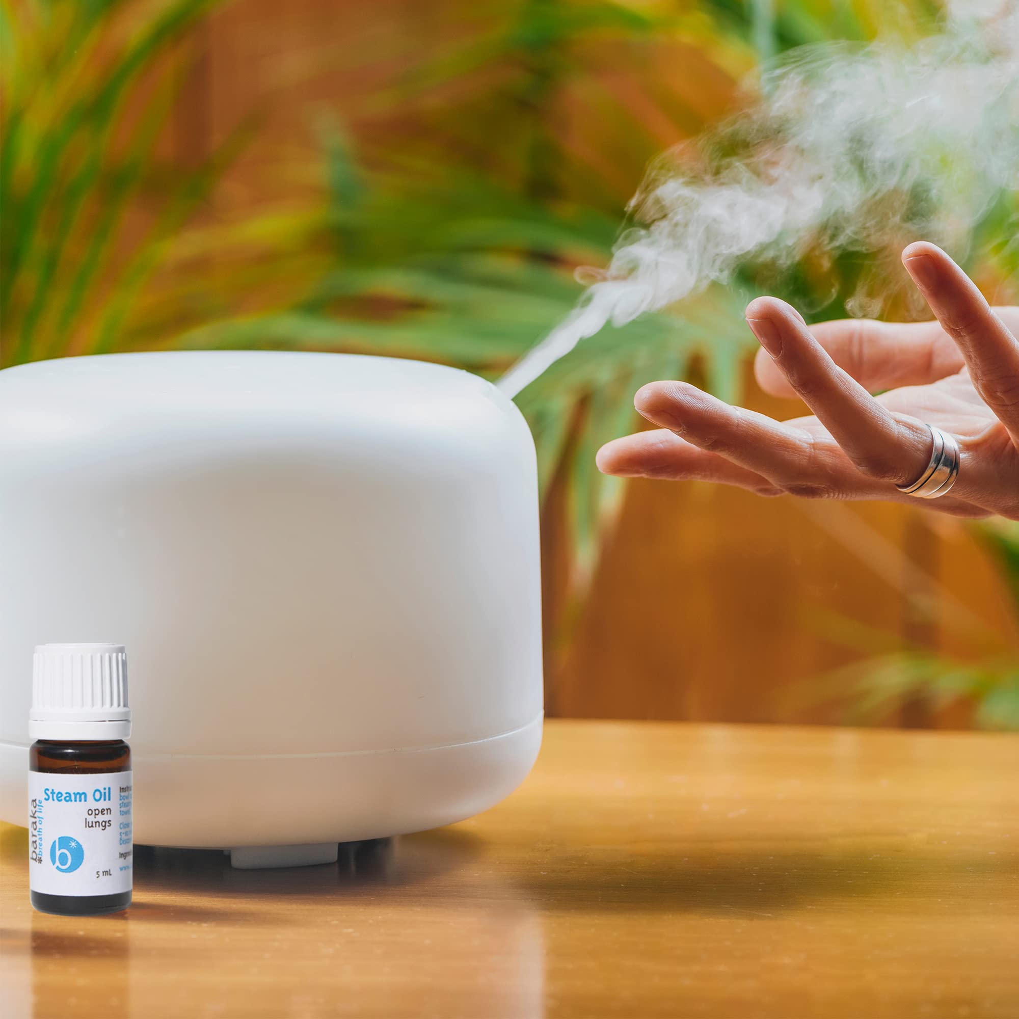 100% Pure Natural Aromatherapy Essential Oil Blend - Camphor, Niaouli & Eucalyptus Steam Oil for Diffusers & Humidifiers - Relieves Chest & Nasal Congestion - 5ml Bottle (Pack of 1) - Perfect for Aromatherapy, Relaxation & Respiratory Relief at Home or Office