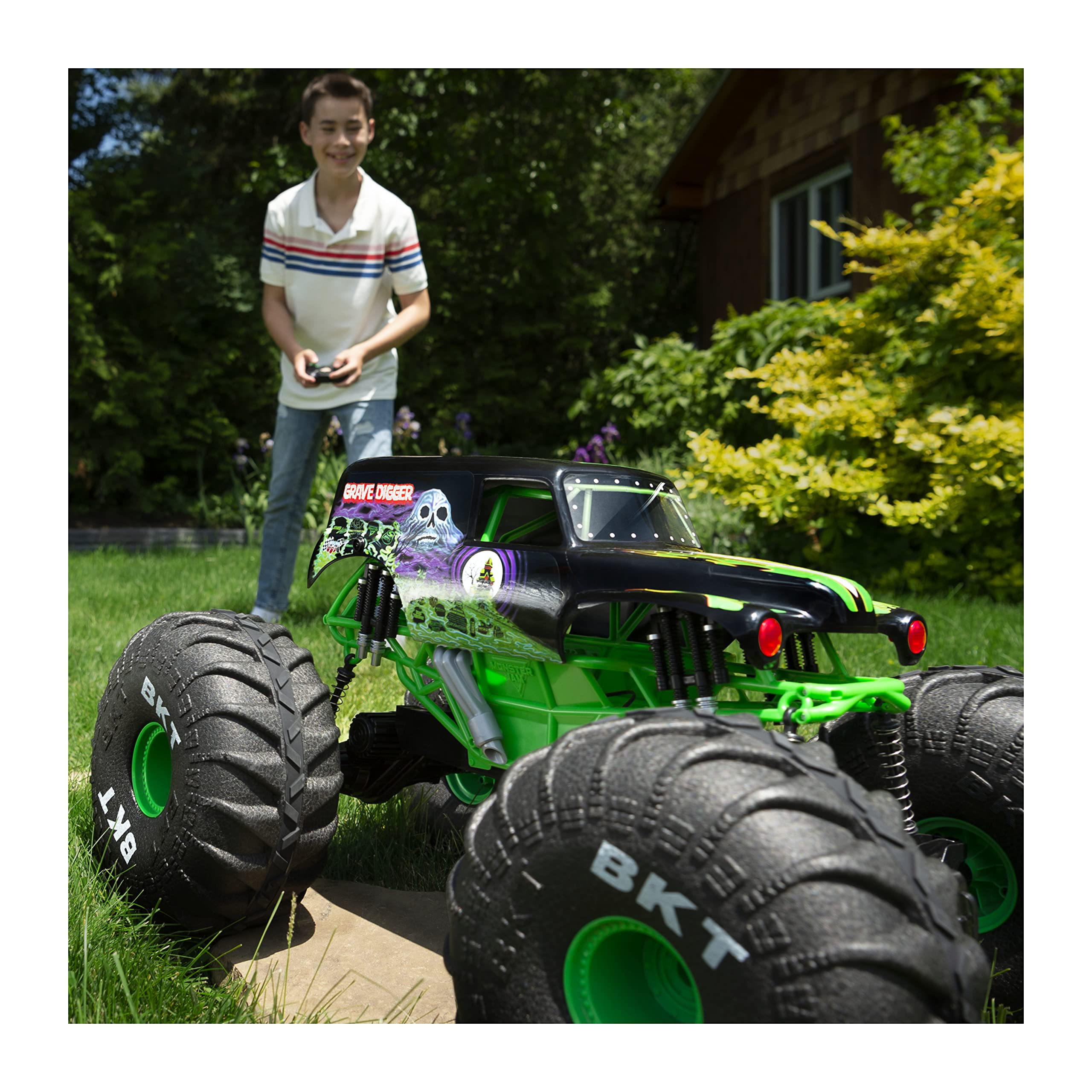 Monster Jam Official Mega Grave Digger 1:6 Scale All-Terrain RC Monster Truck with LED Lights - Remote Control Off-Road Vehicle for Kids & Adults, Perfect for Backyard Racing & Indoor Play