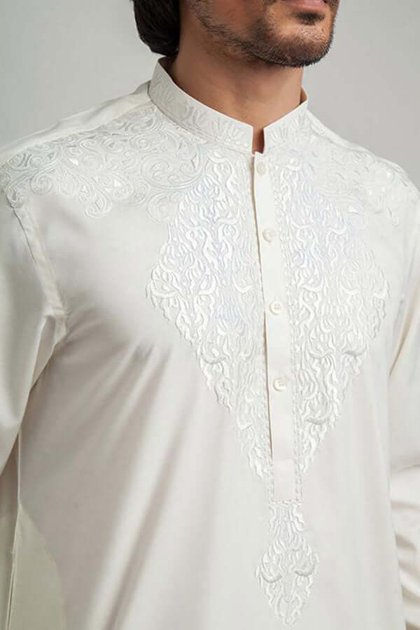 Elegant Ivory Kashmiri Motif Embroidered Kurta for Women | Traditional Indian Ethnic Wear | Perfect for Festivals, Weddings & Special Occasions