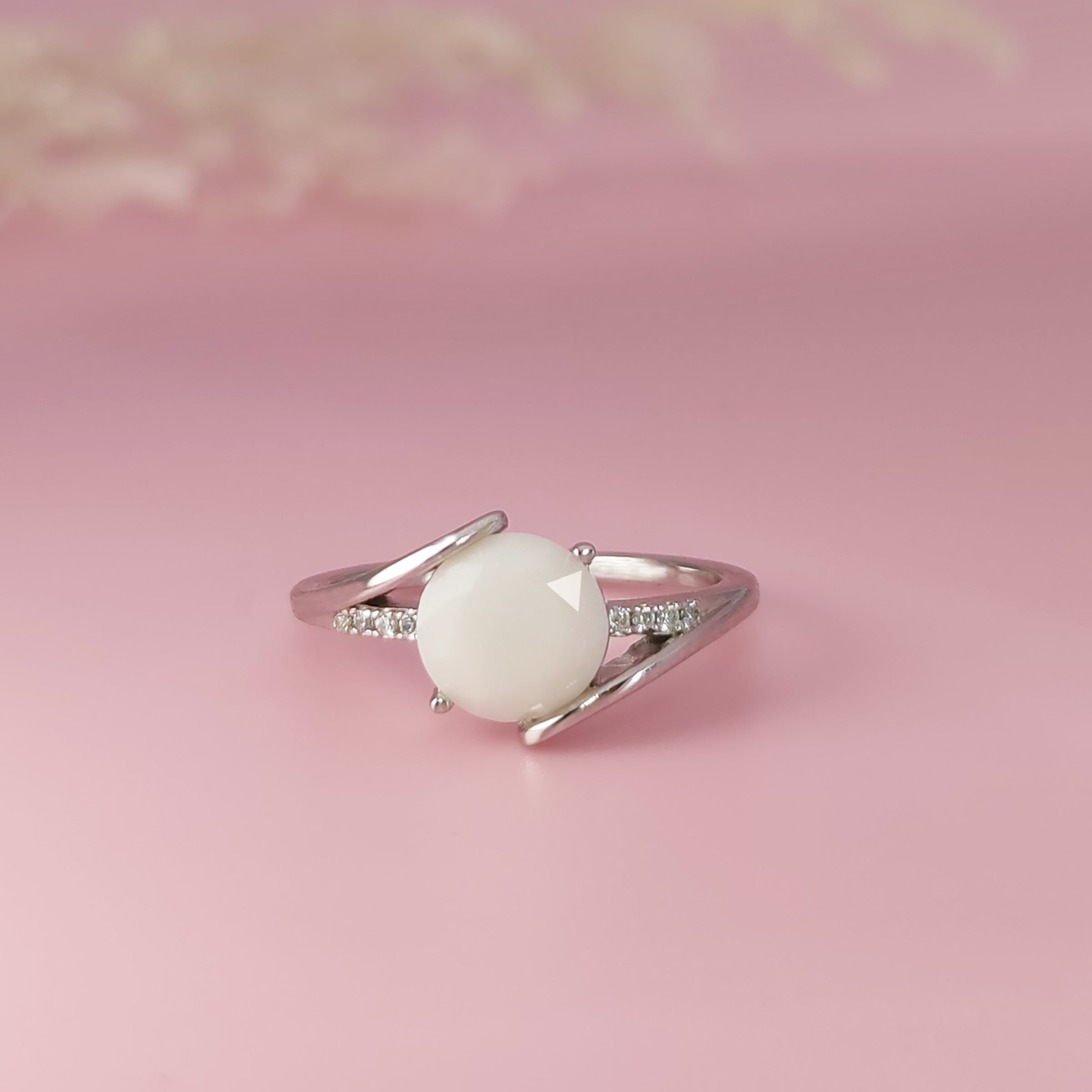 Mother's Embrace Breastmilk Ring - Sterling Silver Keepsake Jewelry for Nursing Moms - Perfect for Breastfeeding Mothers & New Moms Gift