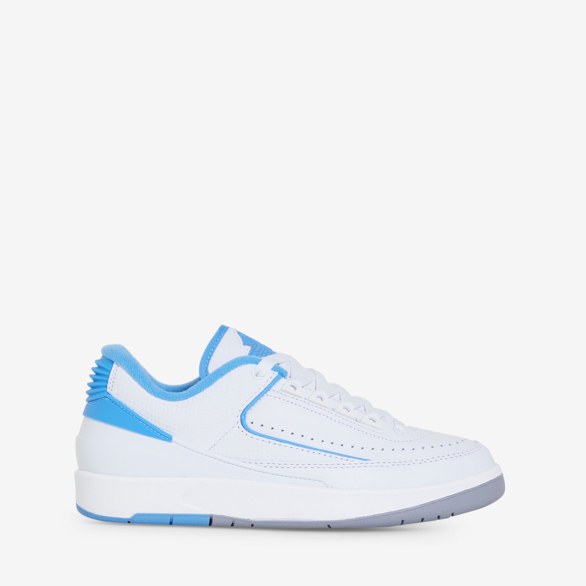 Air Jordan 2 Retro Low Sneakers - White/University Blue/Cement Grey - Men's Basketball Shoes for Casual Wear & Street Style