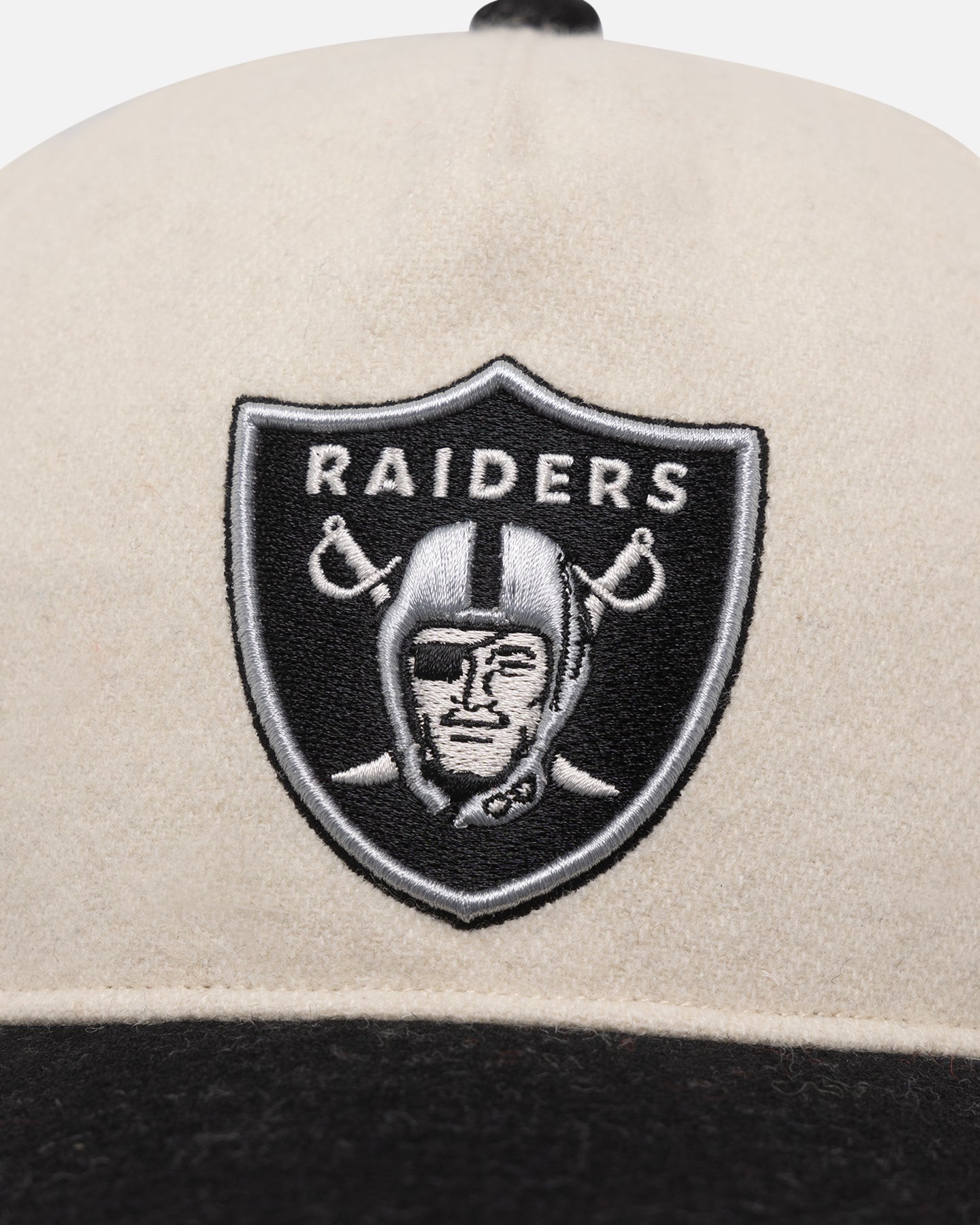 47 Brand Las Vegas Raiders Legacy Wooly Sure Shot Snapback Hat - Natural/Black - Official NFL Licensed Adjustable Baseball Cap for Men & Women - Perfect for Game Day, Tailgating & Sports Fans