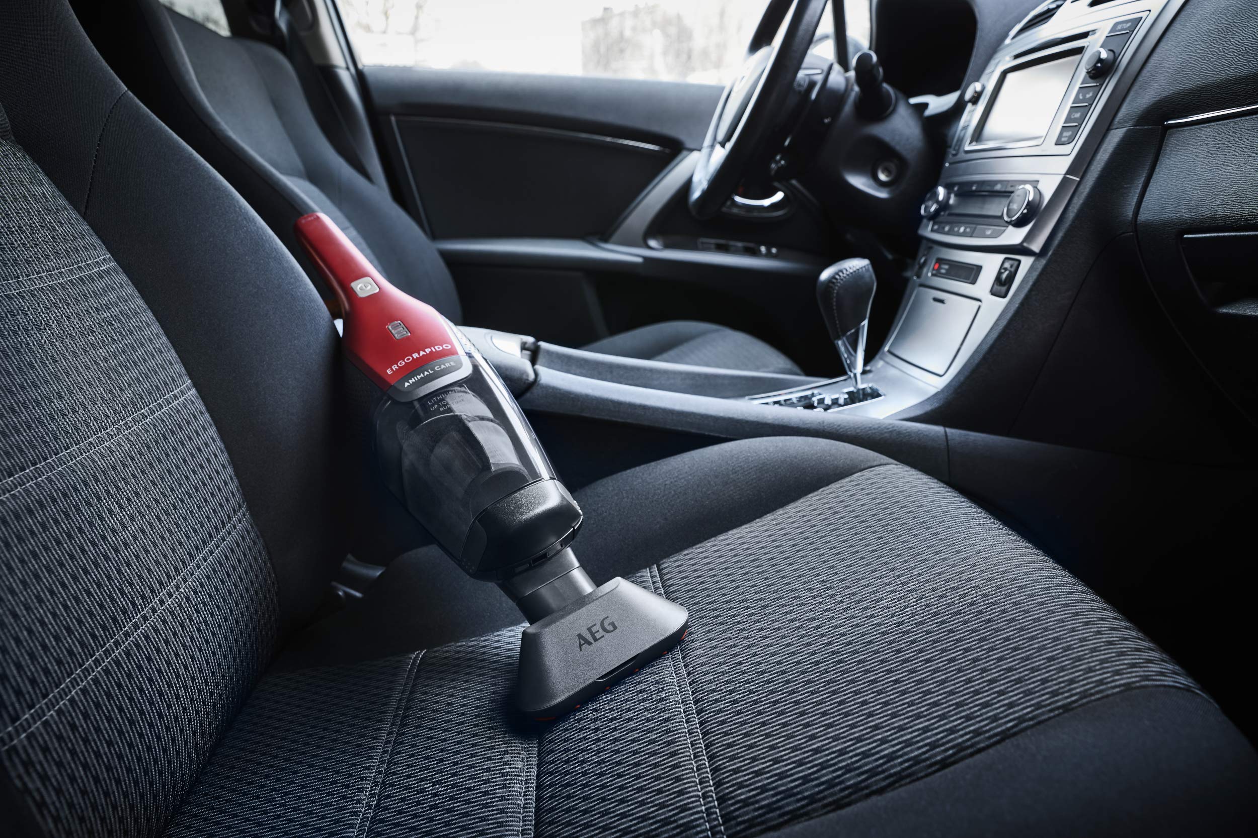 AEG AKIT20 Allergy & Pet Kit - Pet Hair Nozzle, Duster, Flexible Suction Hose for Deep Cleaning - Removes Pet Hair from Upholstery, Carpets & Furniture - Anti-Allergy Vacuum Attachment Set - Compatible with CX7, QX8, HX6 Models - Perfect for Pet Owners & Allergy Sufferers (Grey/Black)